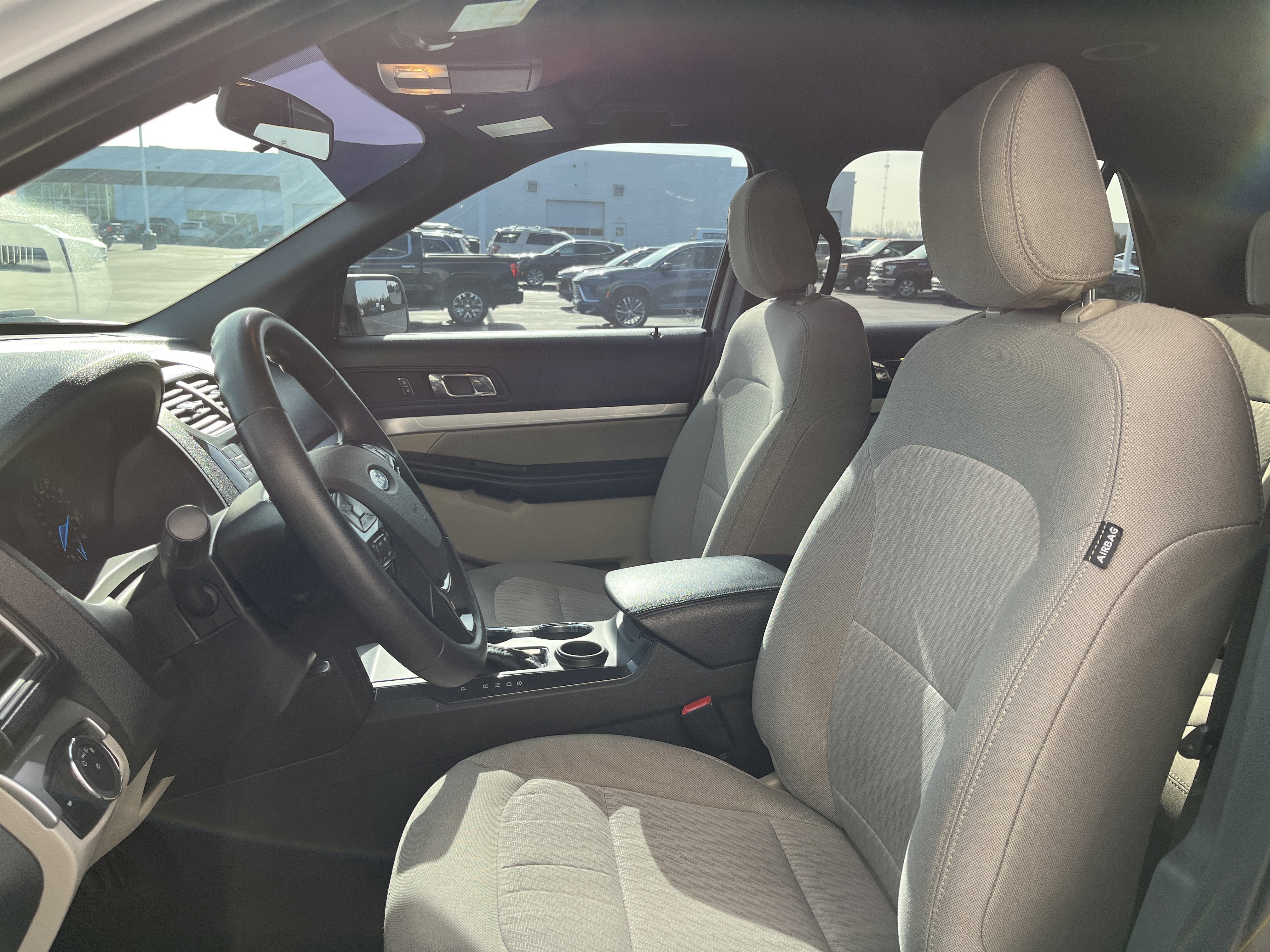 2018 Ford Explorer Base