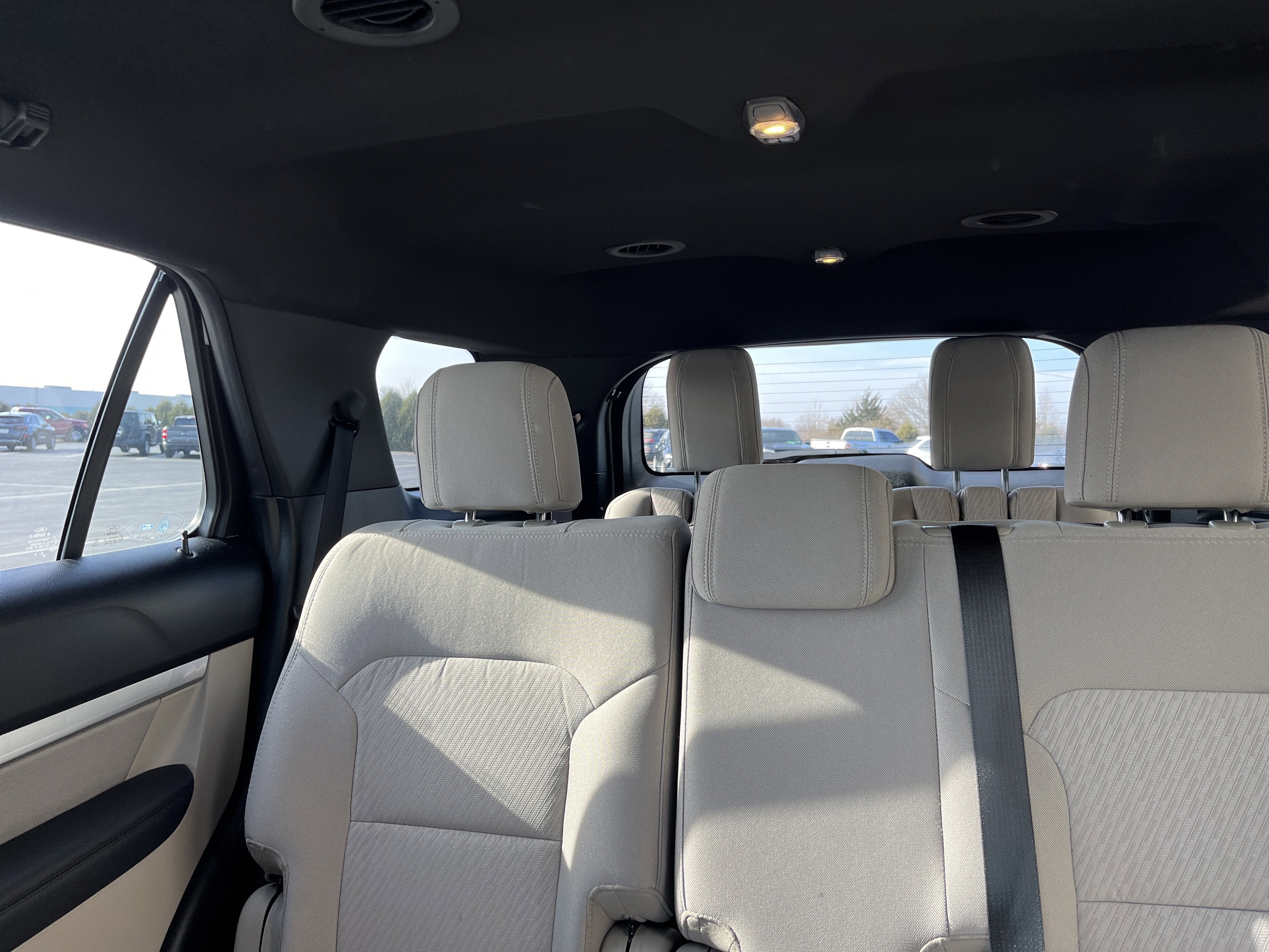 2018 Ford Explorer Base