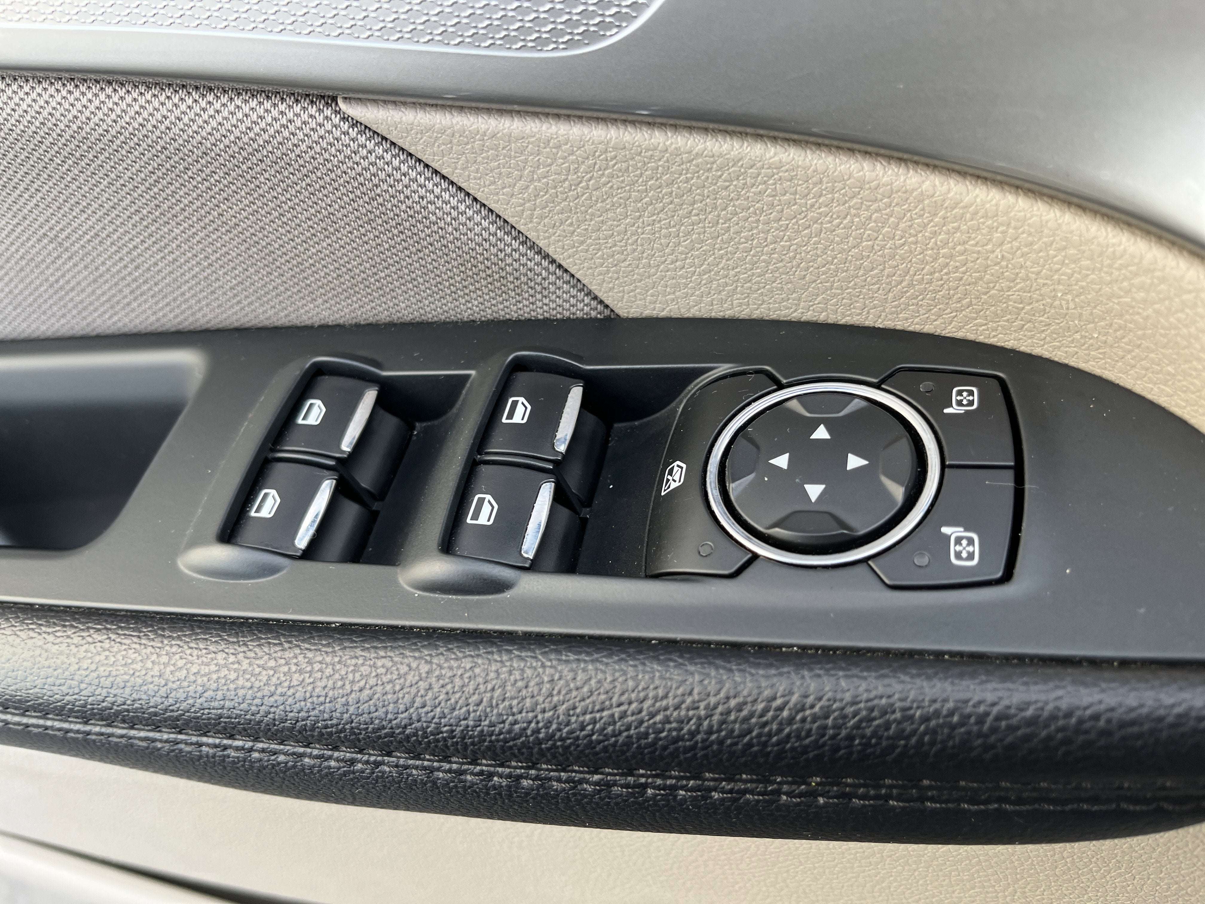 2018 Ford Explorer Base