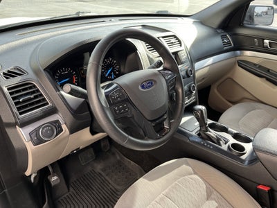 2018 Ford Explorer Base