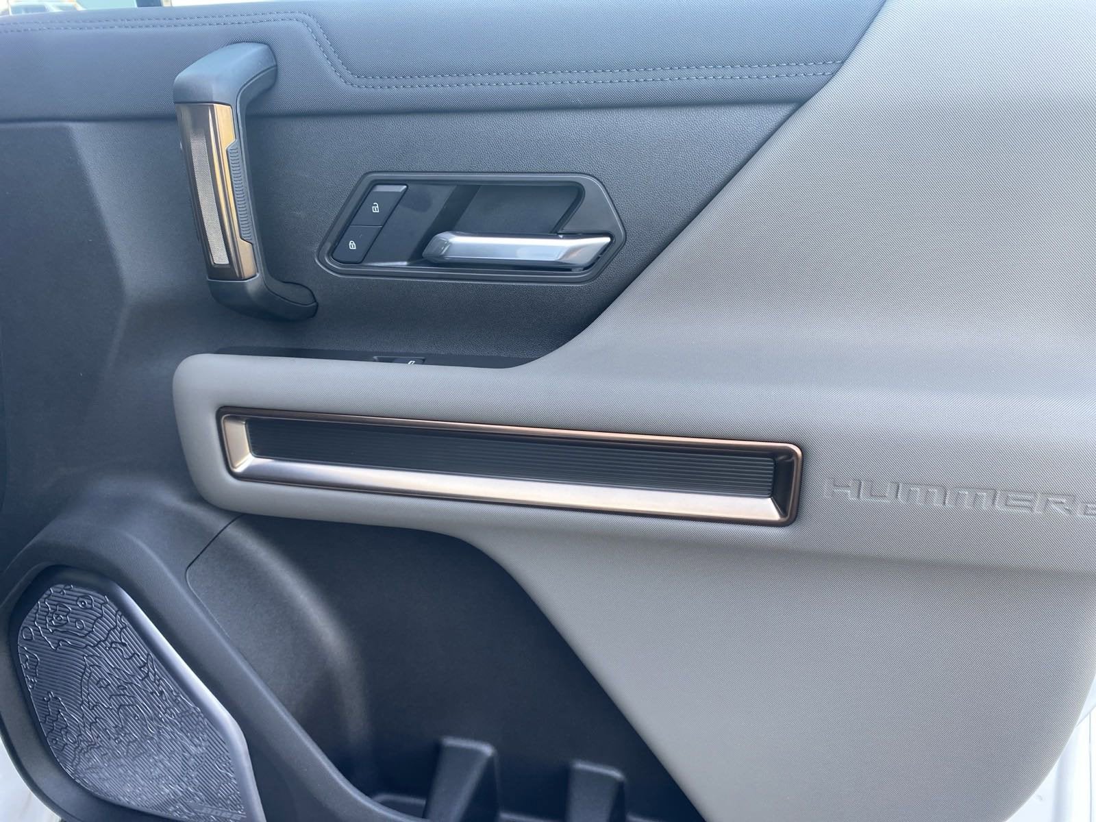 2025 GMC HUMMER EV SUV 2X