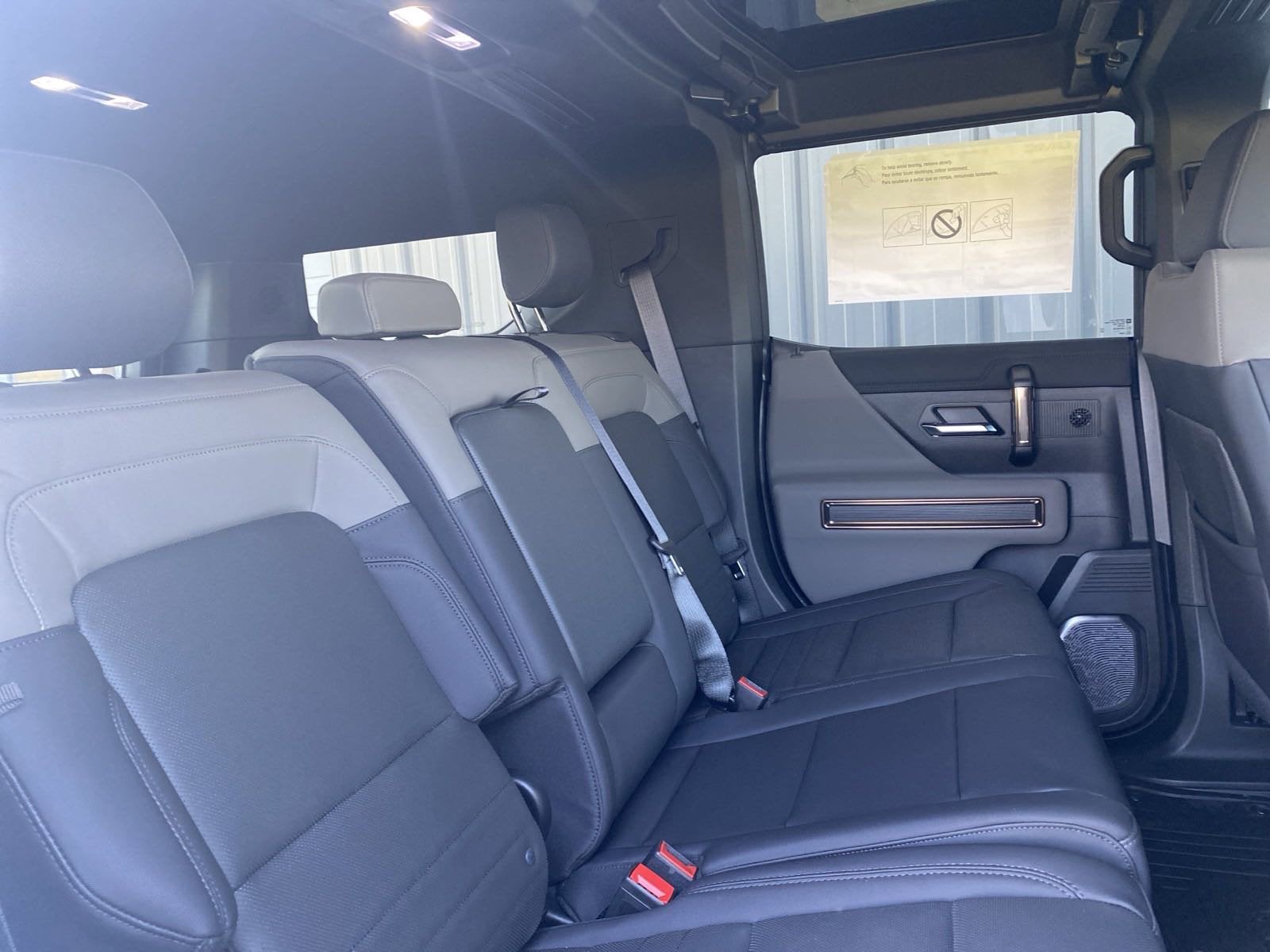 2025 GMC HUMMER EV SUV 2X