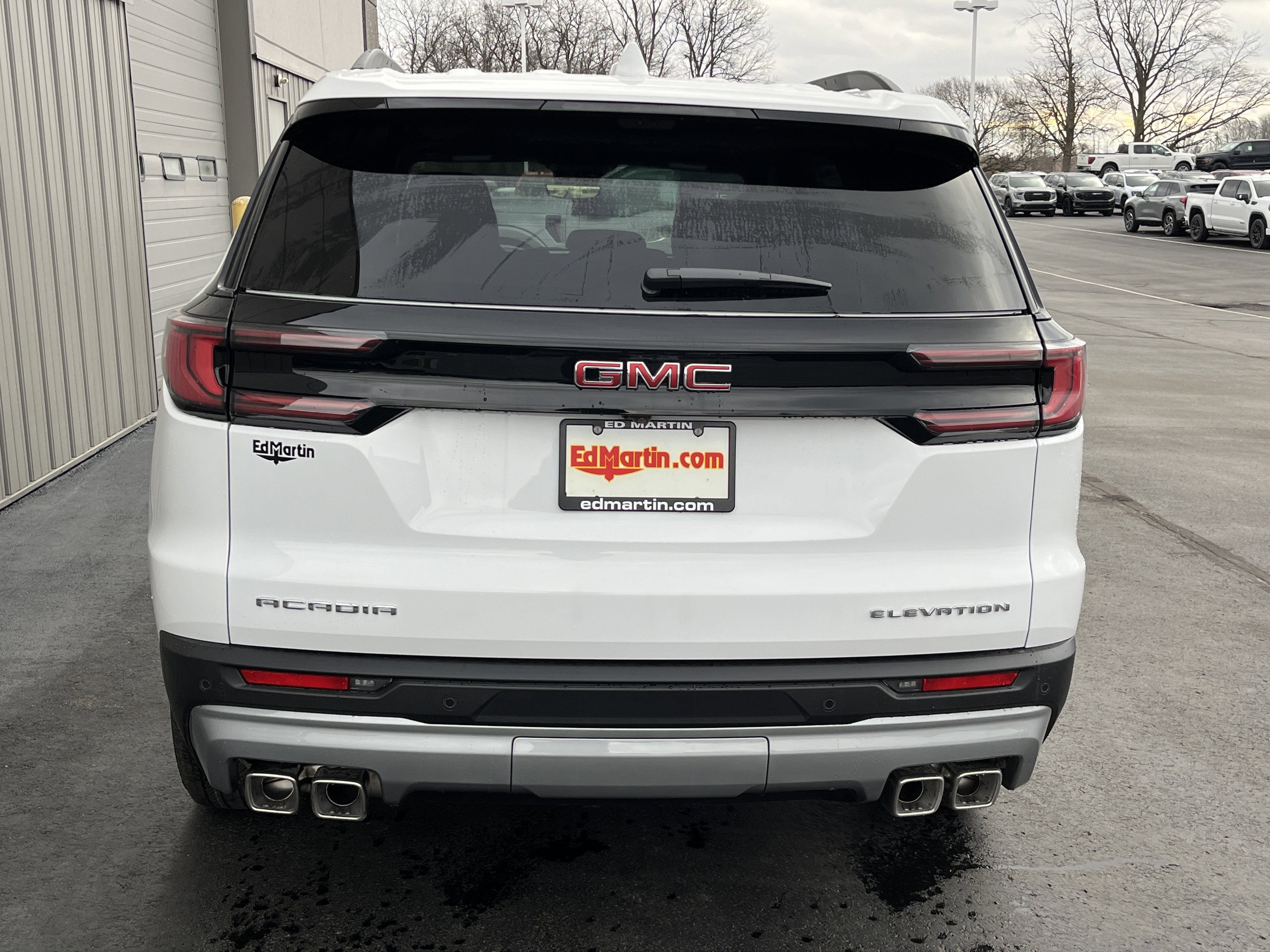 2026 GMC Acadia Elevation