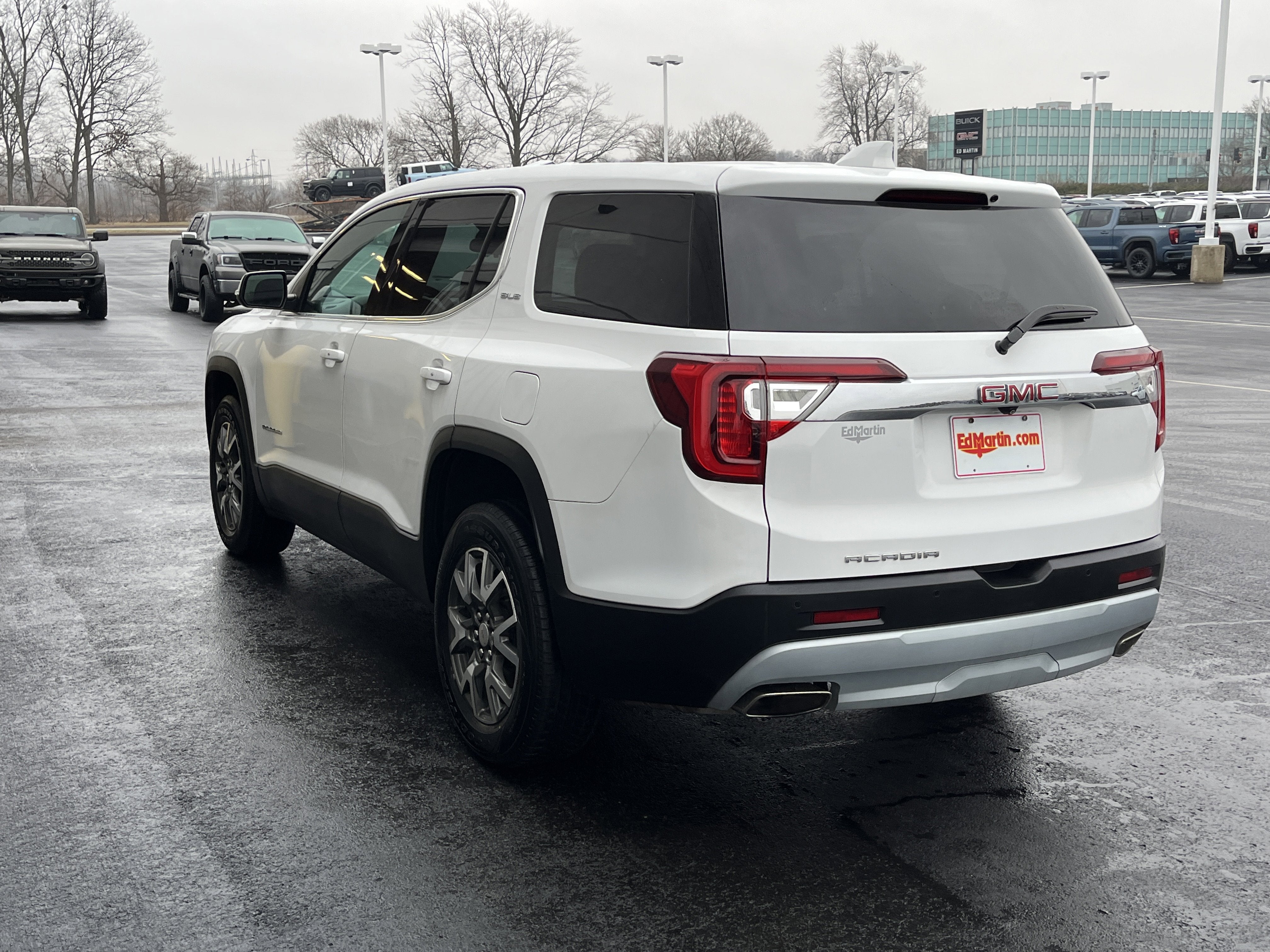 2021 GMC Acadia SLE