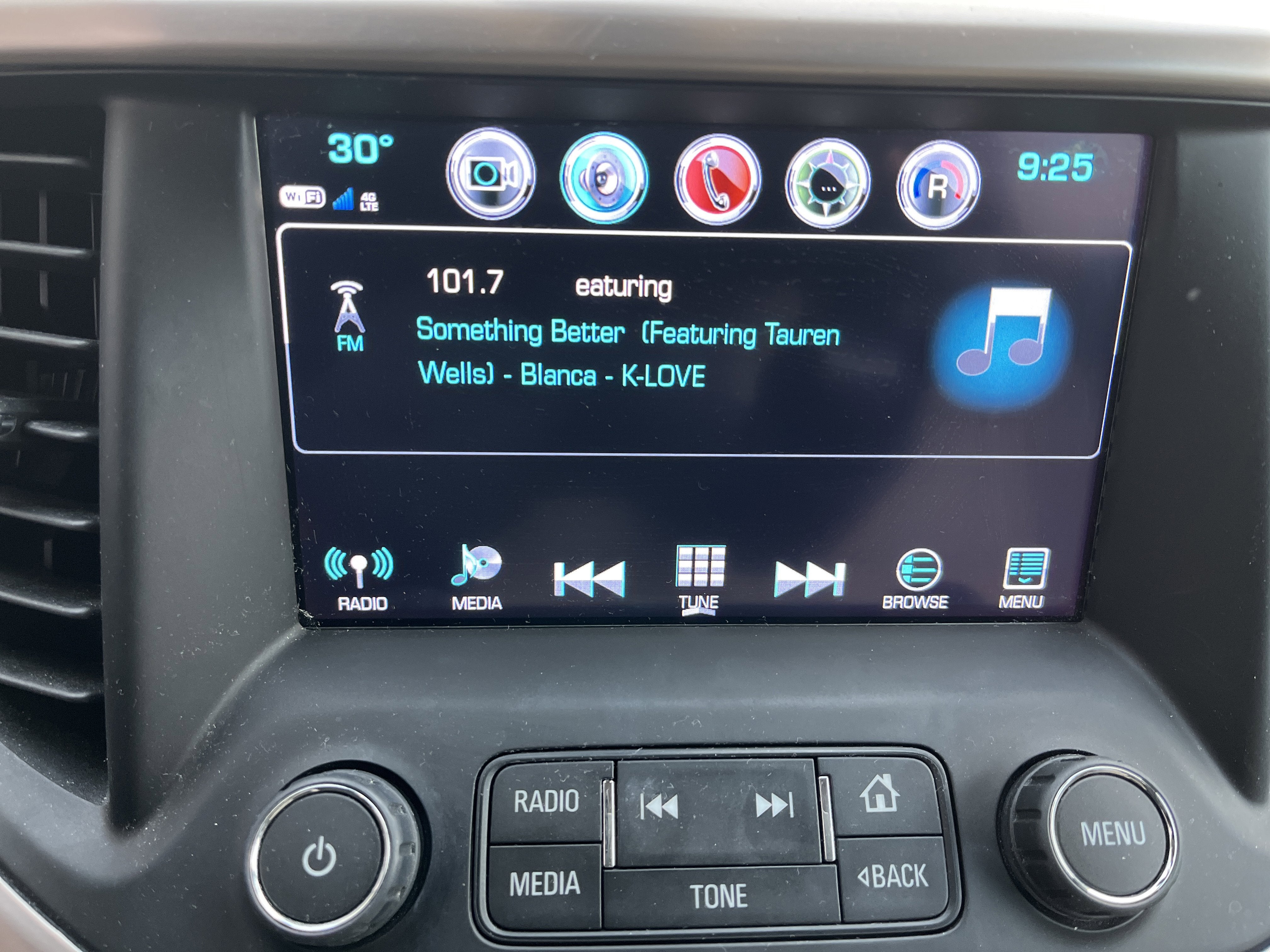 2017 GMC Acadia Denali