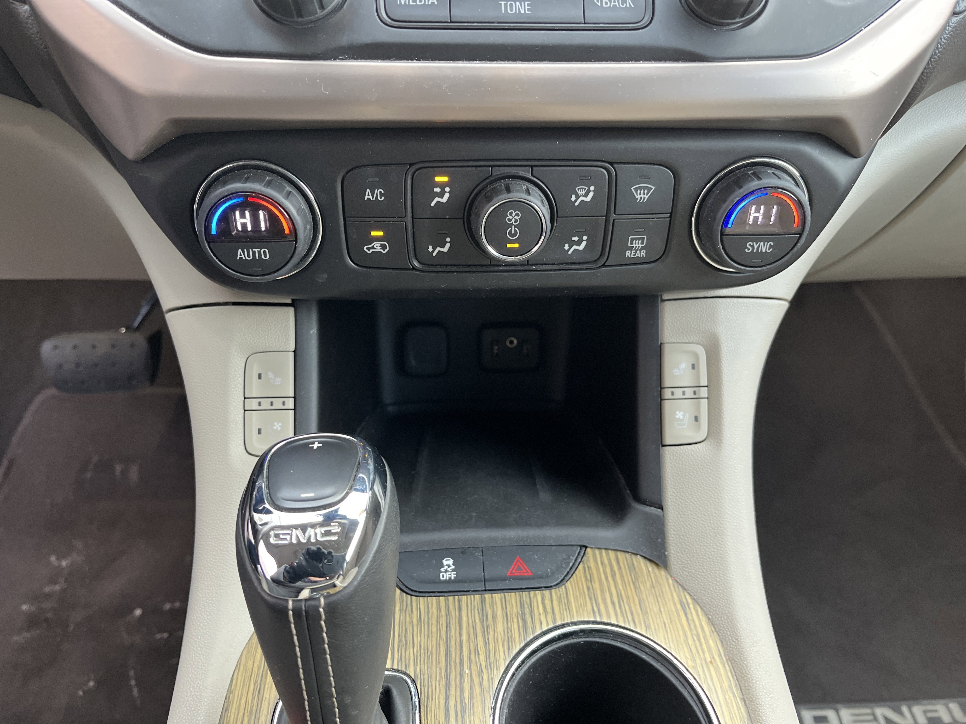 2017 GMC Acadia Denali