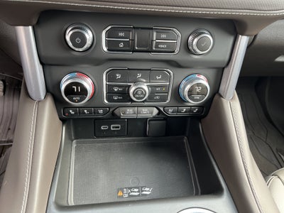 2024 GMC Yukon XL SLT