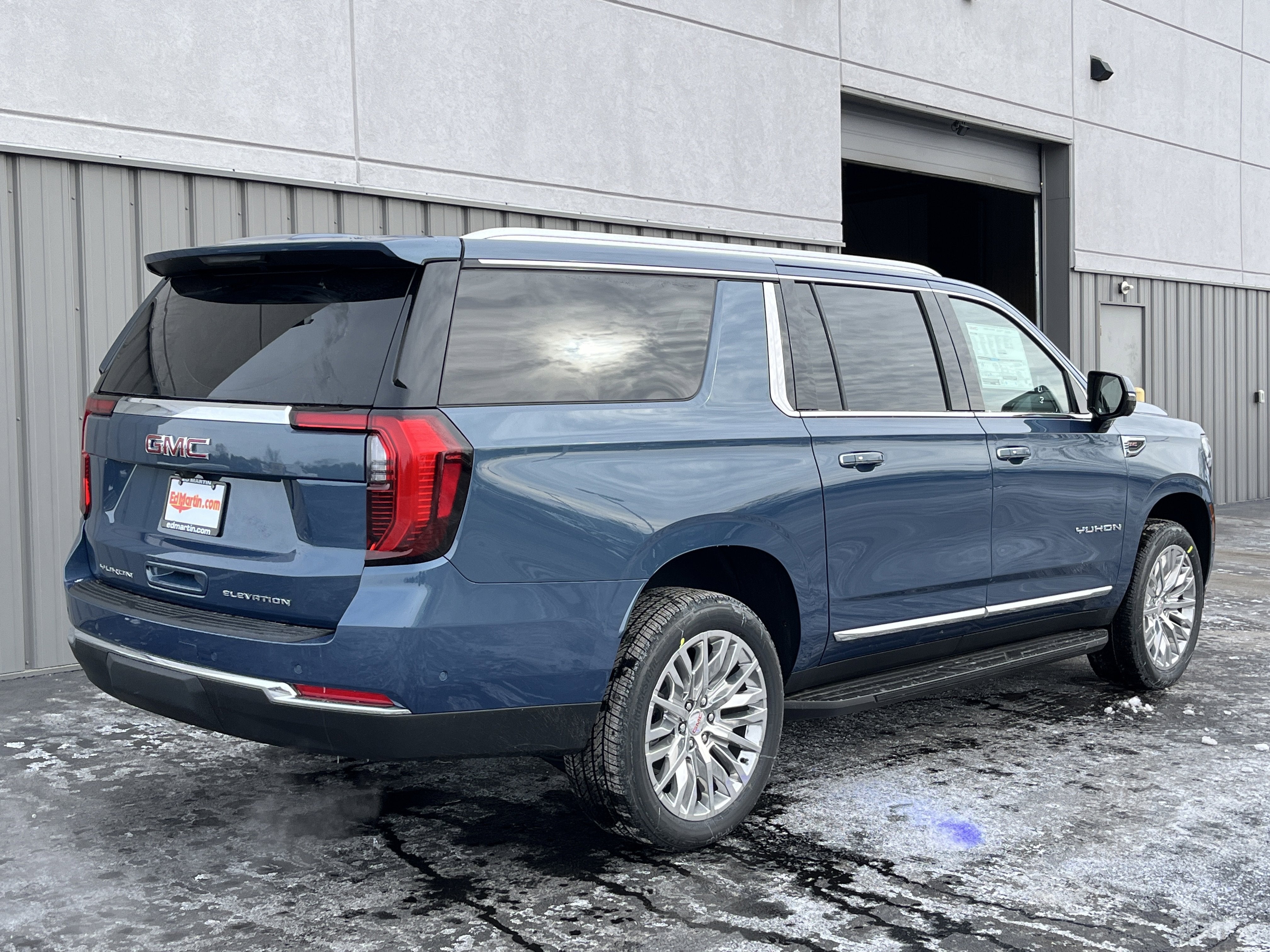2026 GMC Yukon XL Elevation