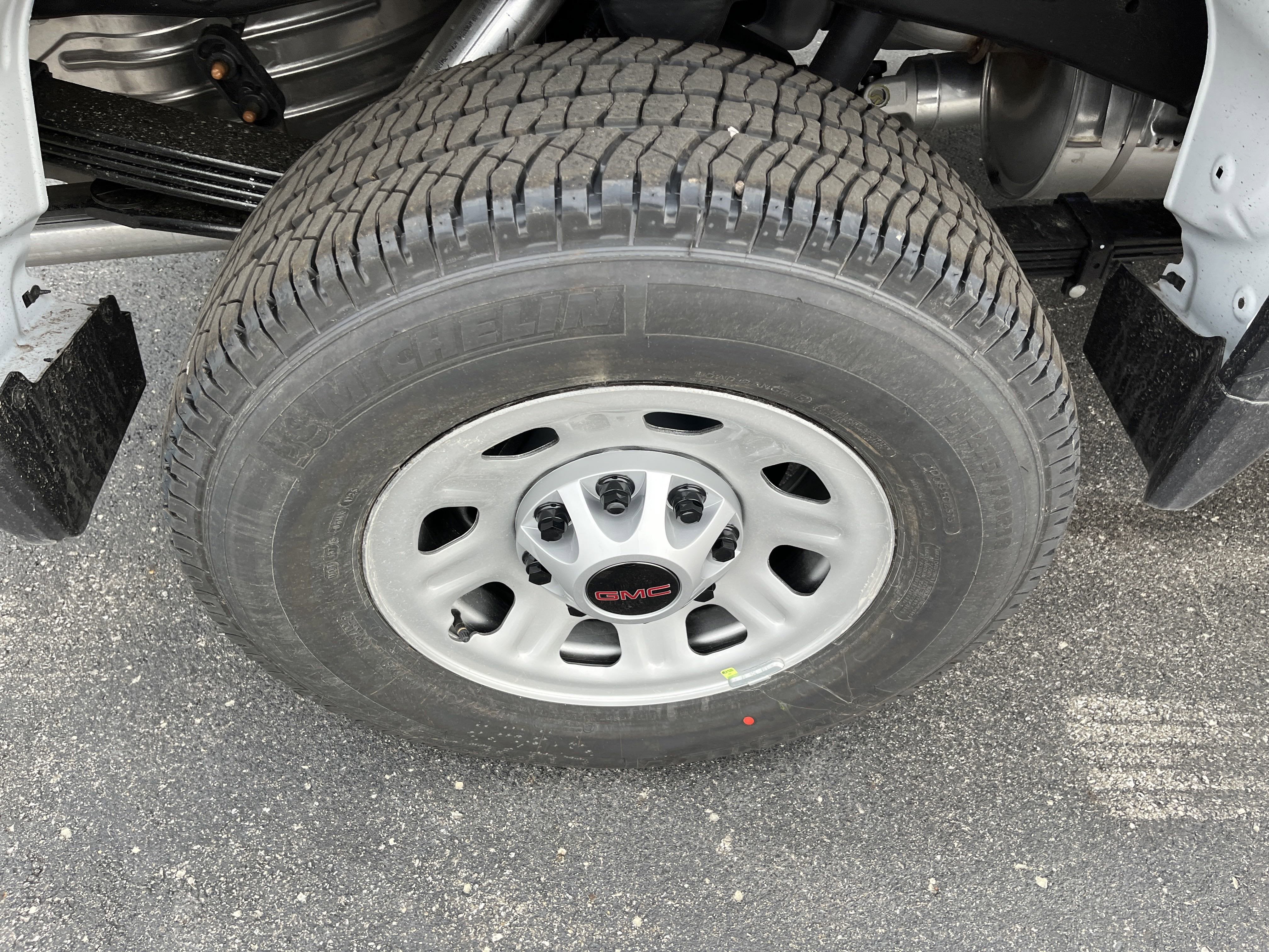 2025 GMC Sierra 2500 HD Pro