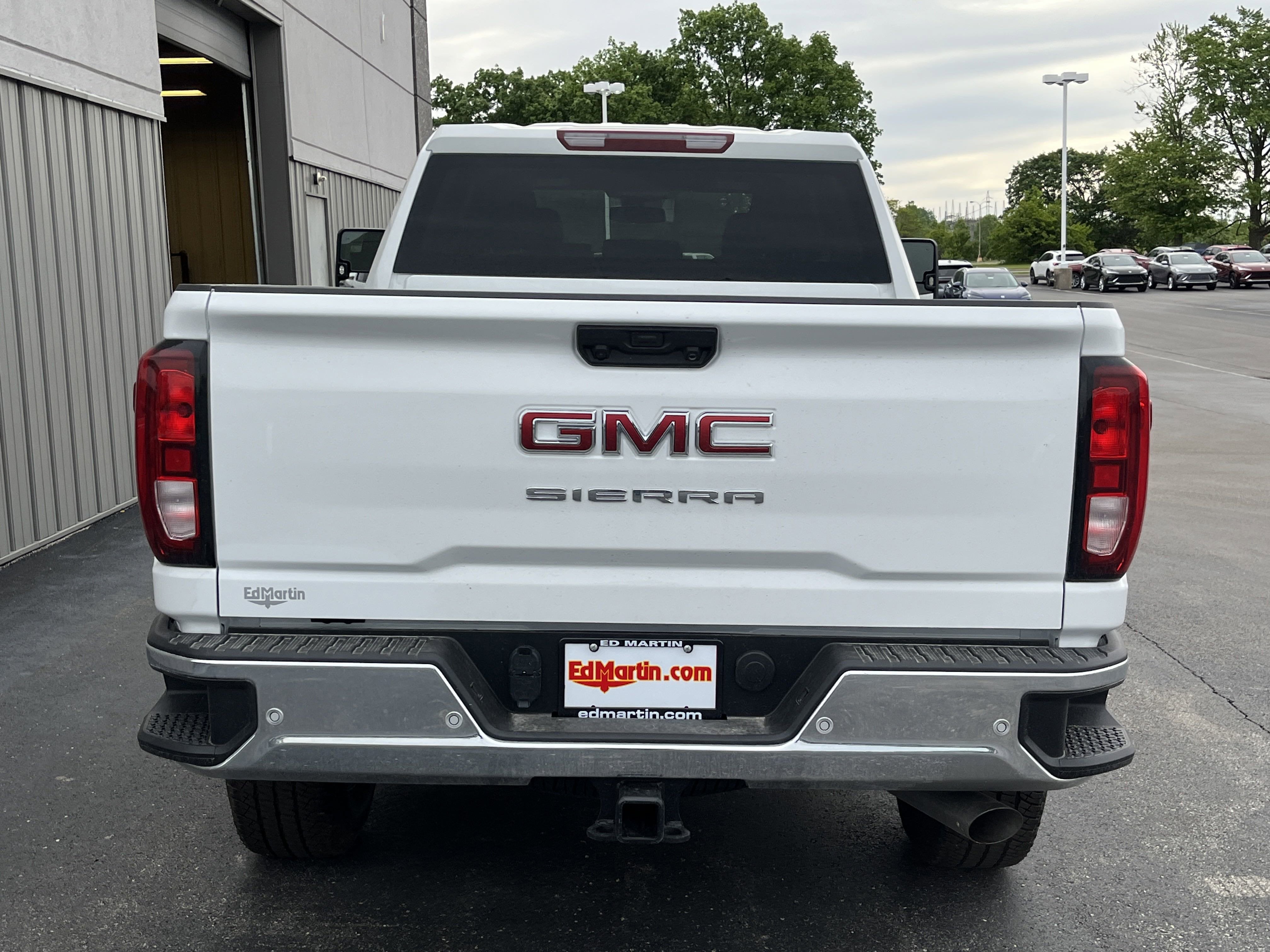 2025 GMC Sierra 2500 HD Pro
