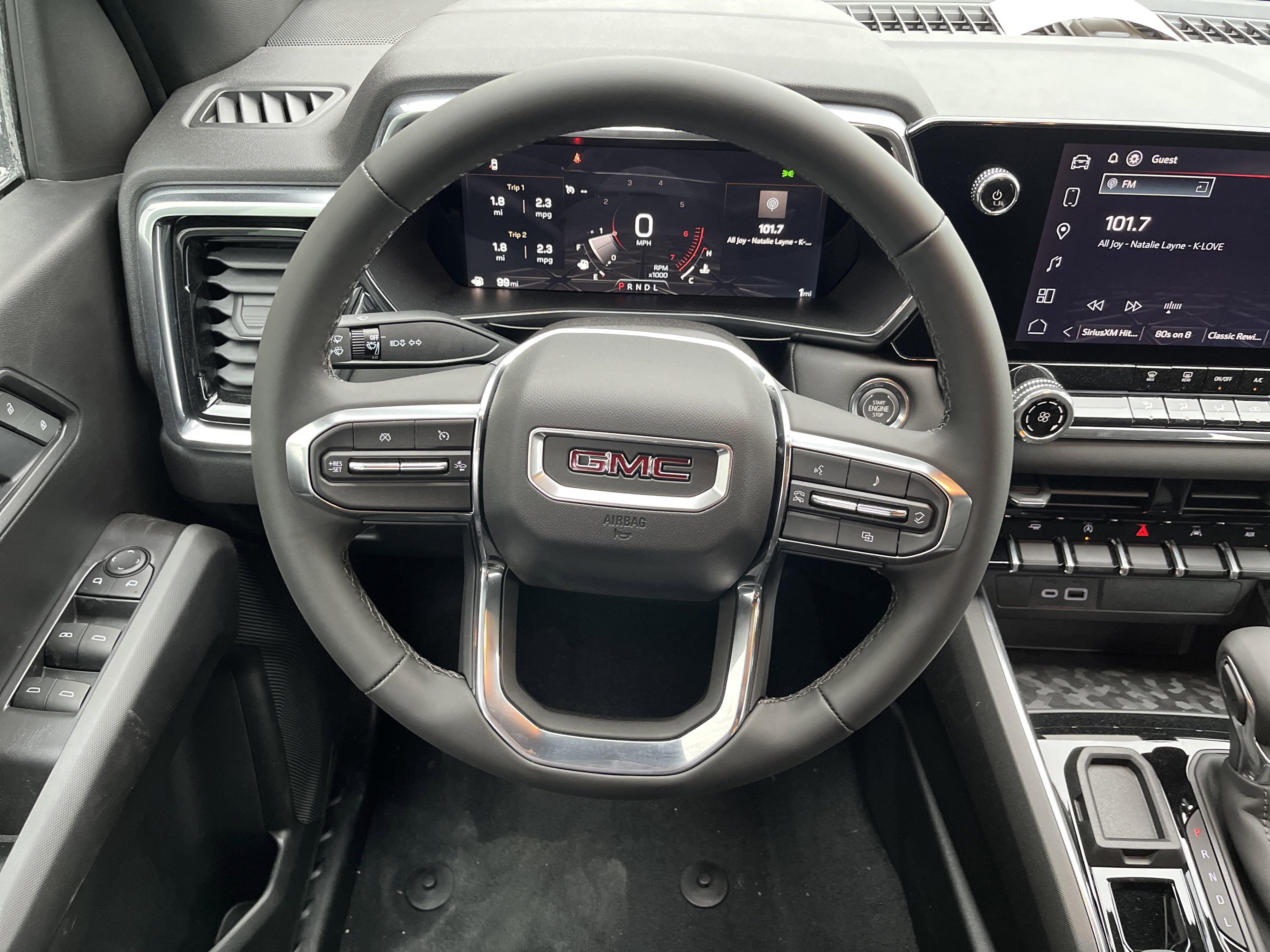 2025 GMC Canyon Elevation