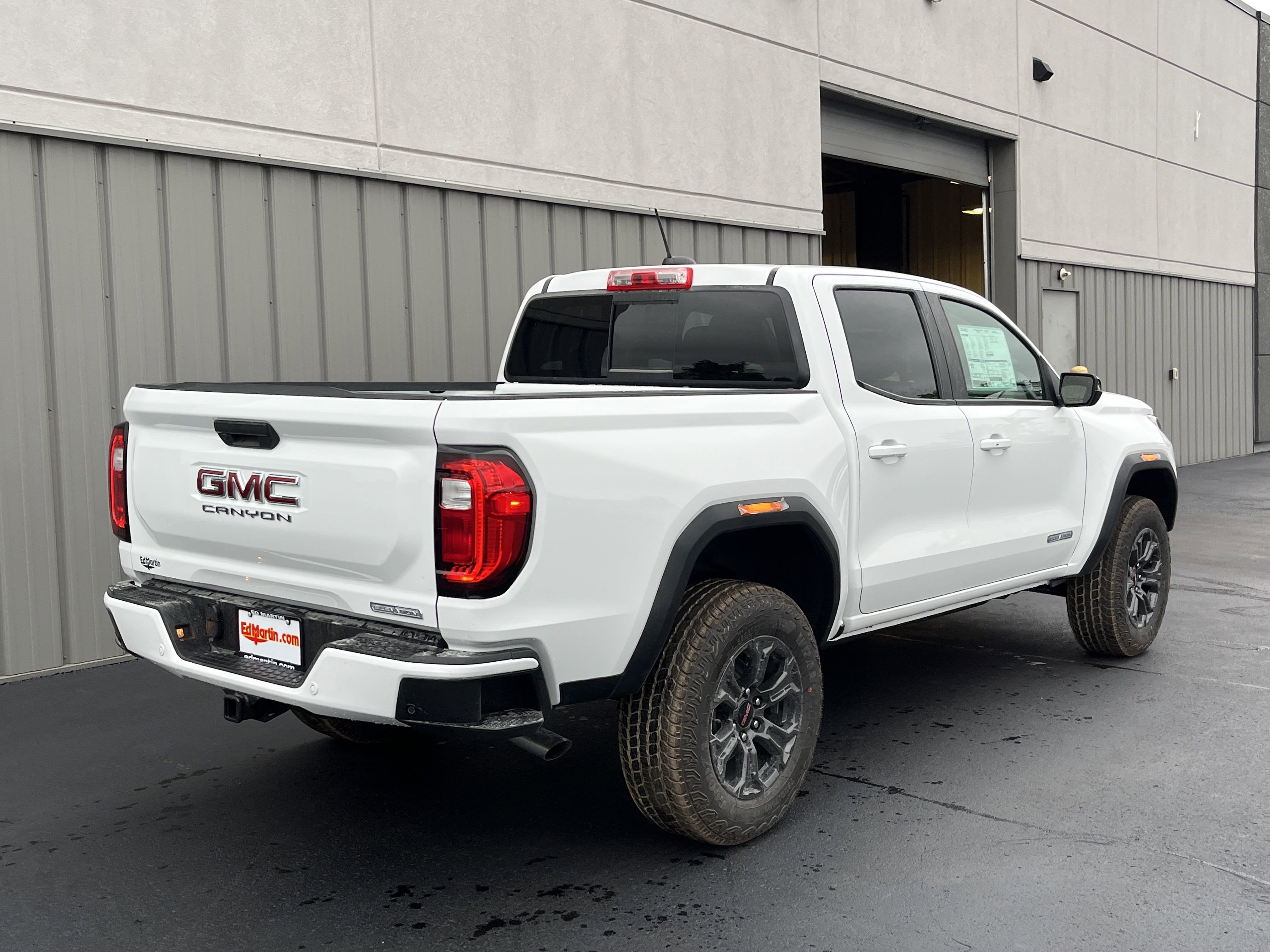 2025 GMC Canyon Elevation
