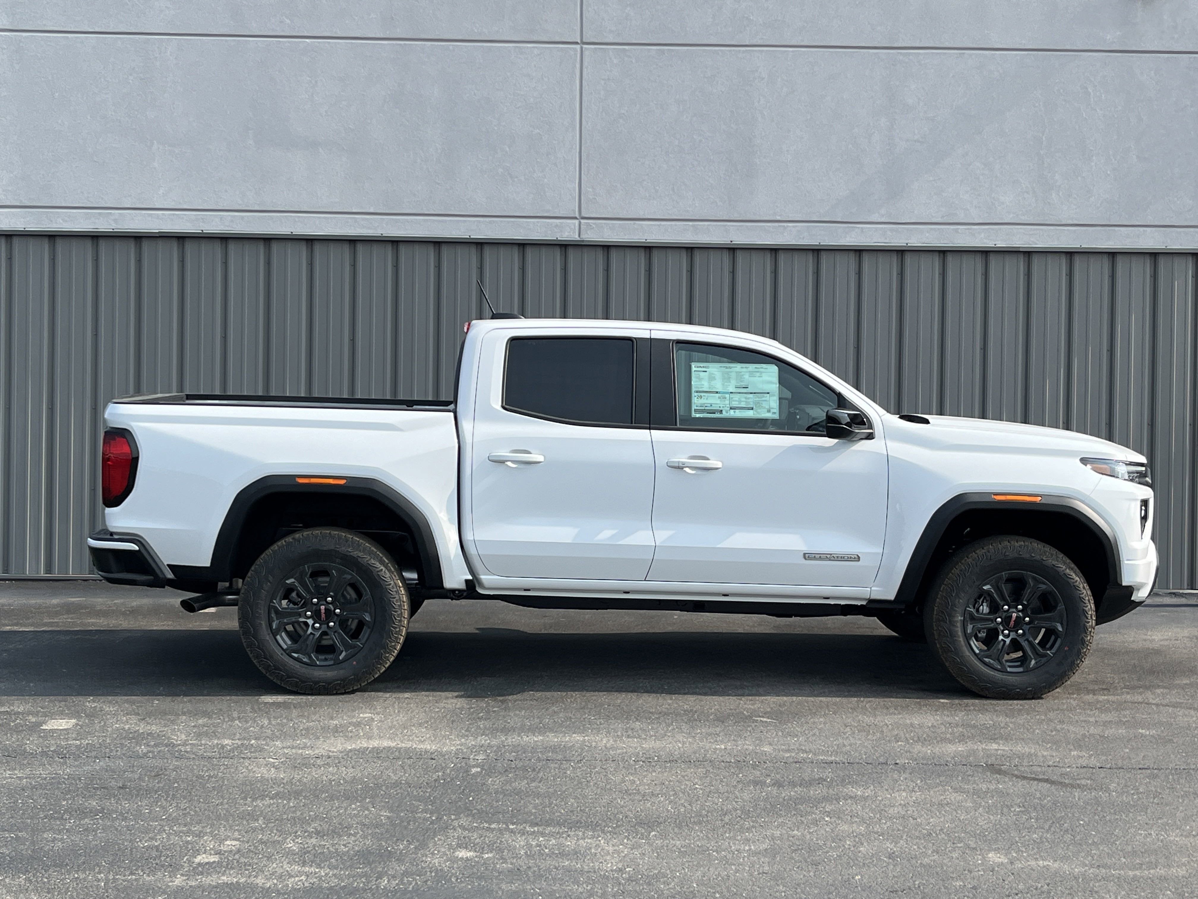 2025 GMC Canyon Elevation