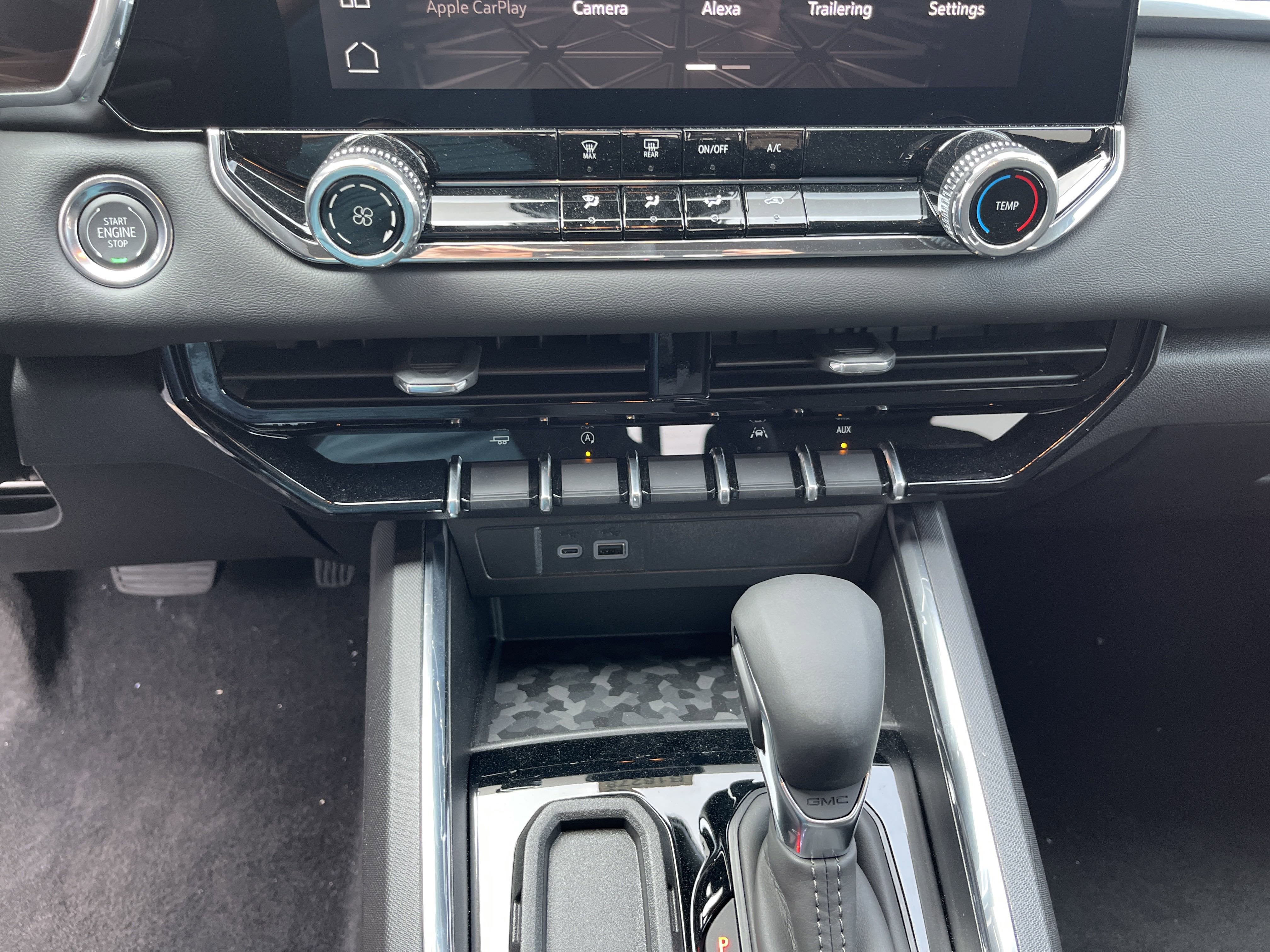 2025 GMC Canyon Elevation