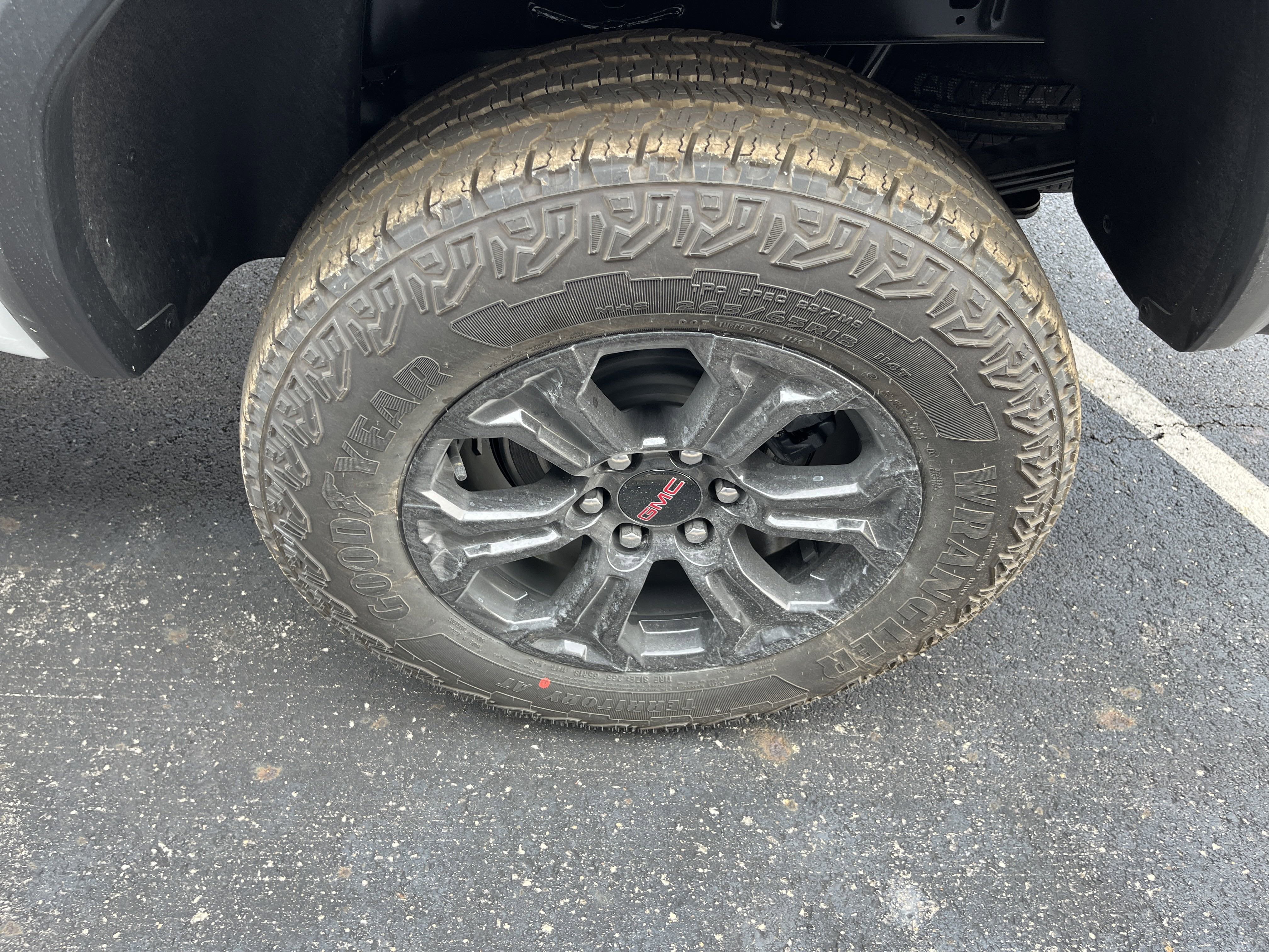 2025 GMC Canyon Elevation