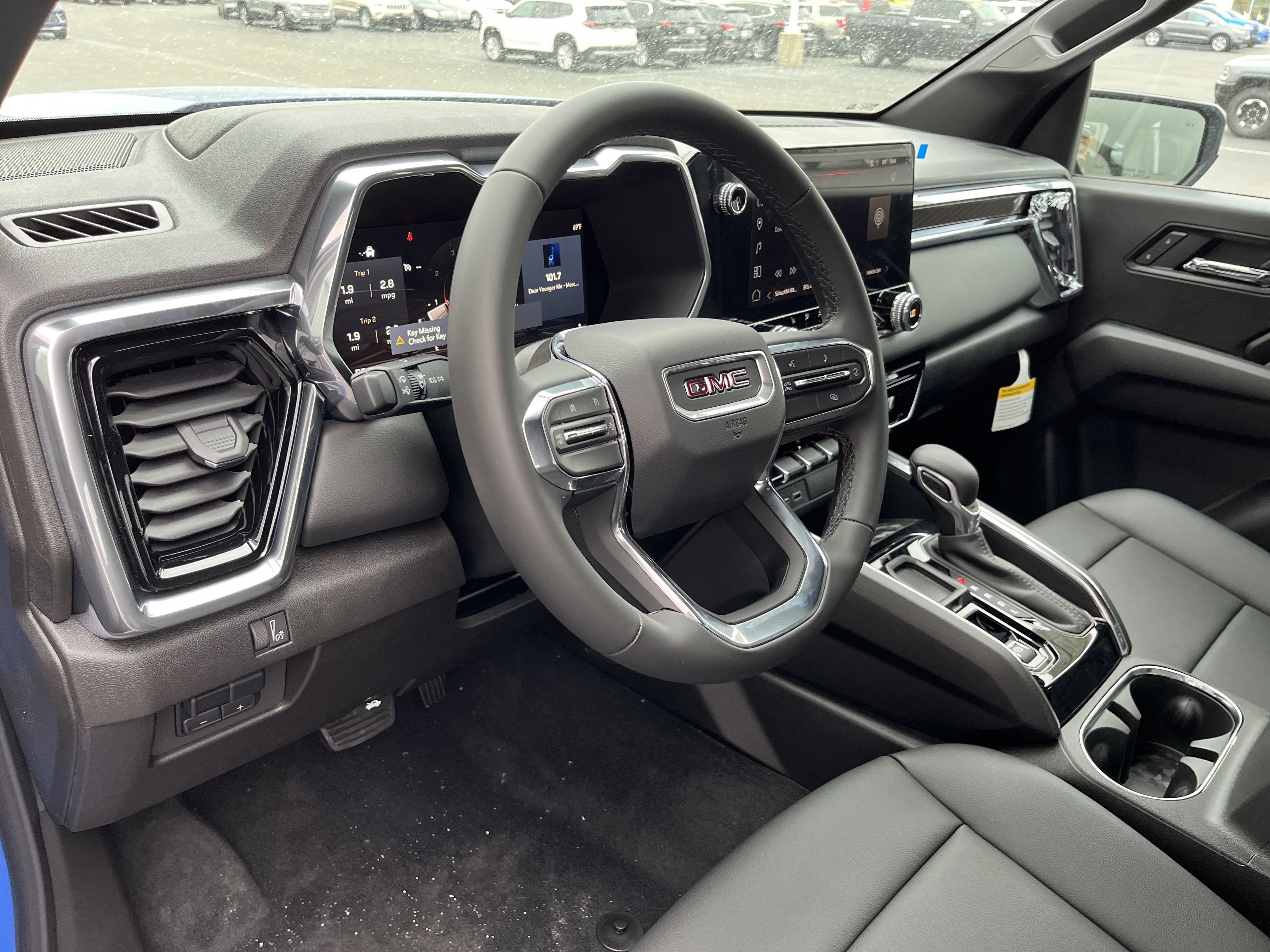 2025 GMC Canyon Elevation