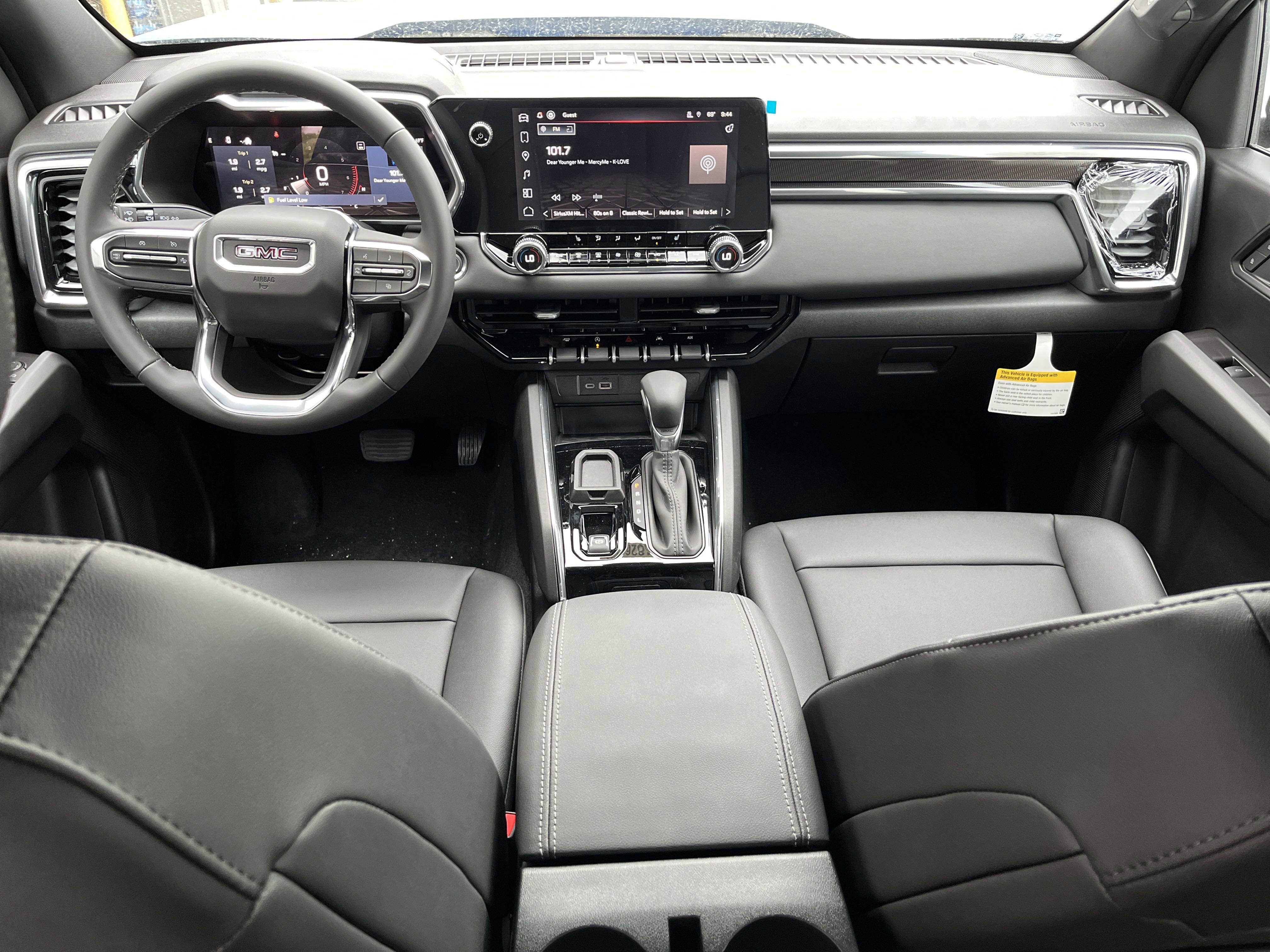 2025 GMC Canyon Elevation