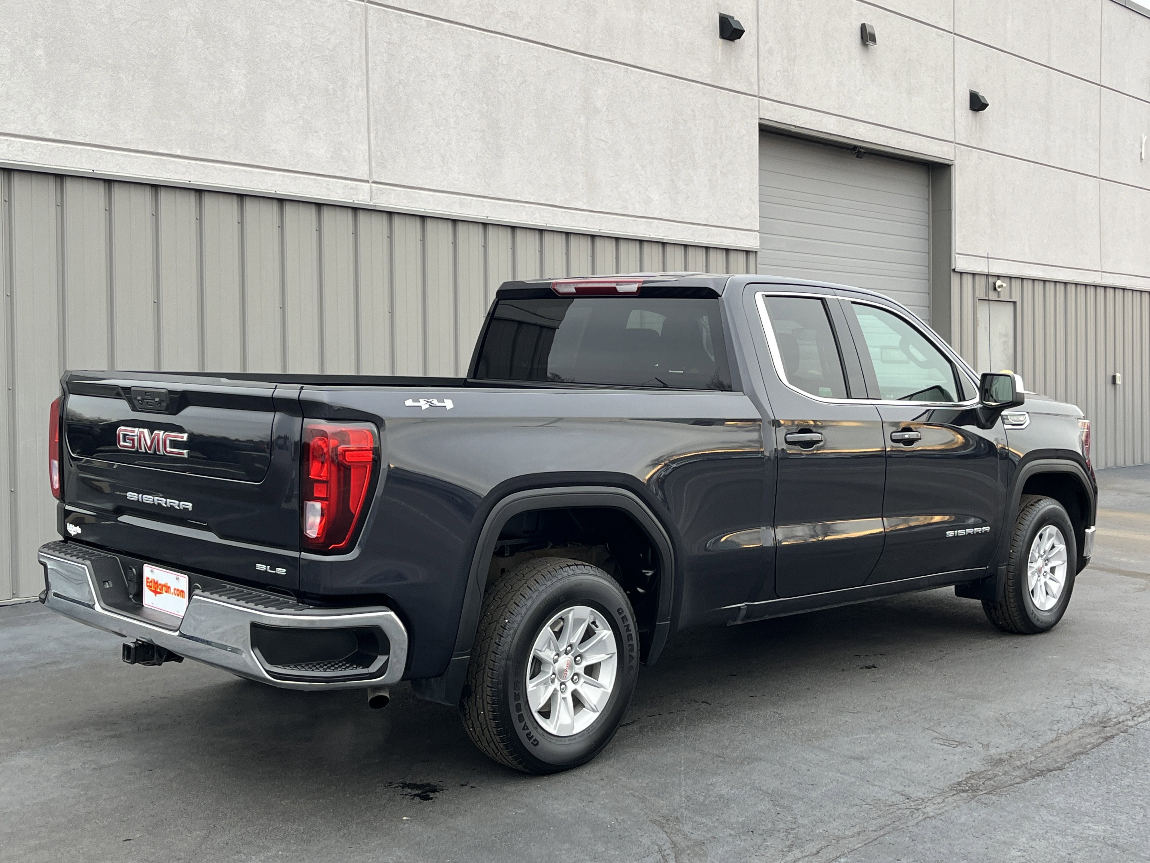 2022 GMC Sierra 1500 SLE