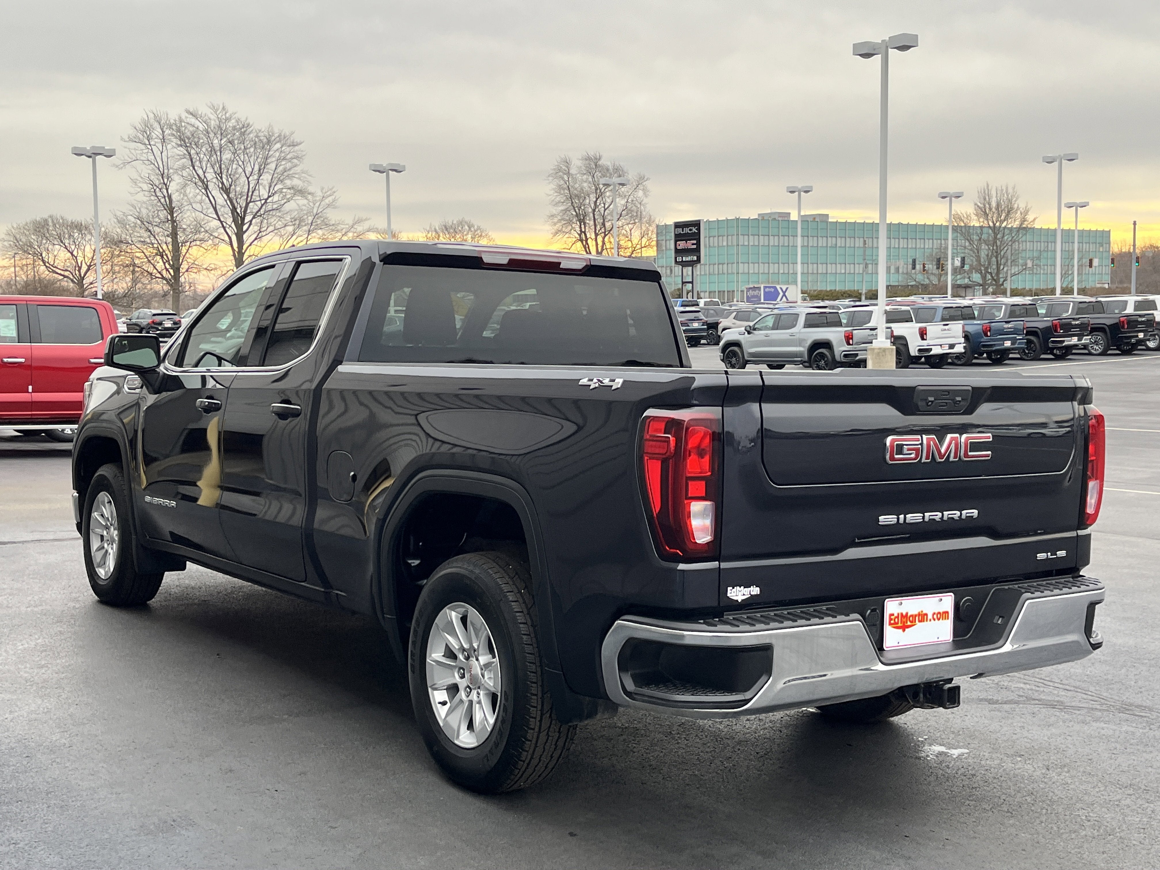 2022 GMC Sierra 1500 SLE