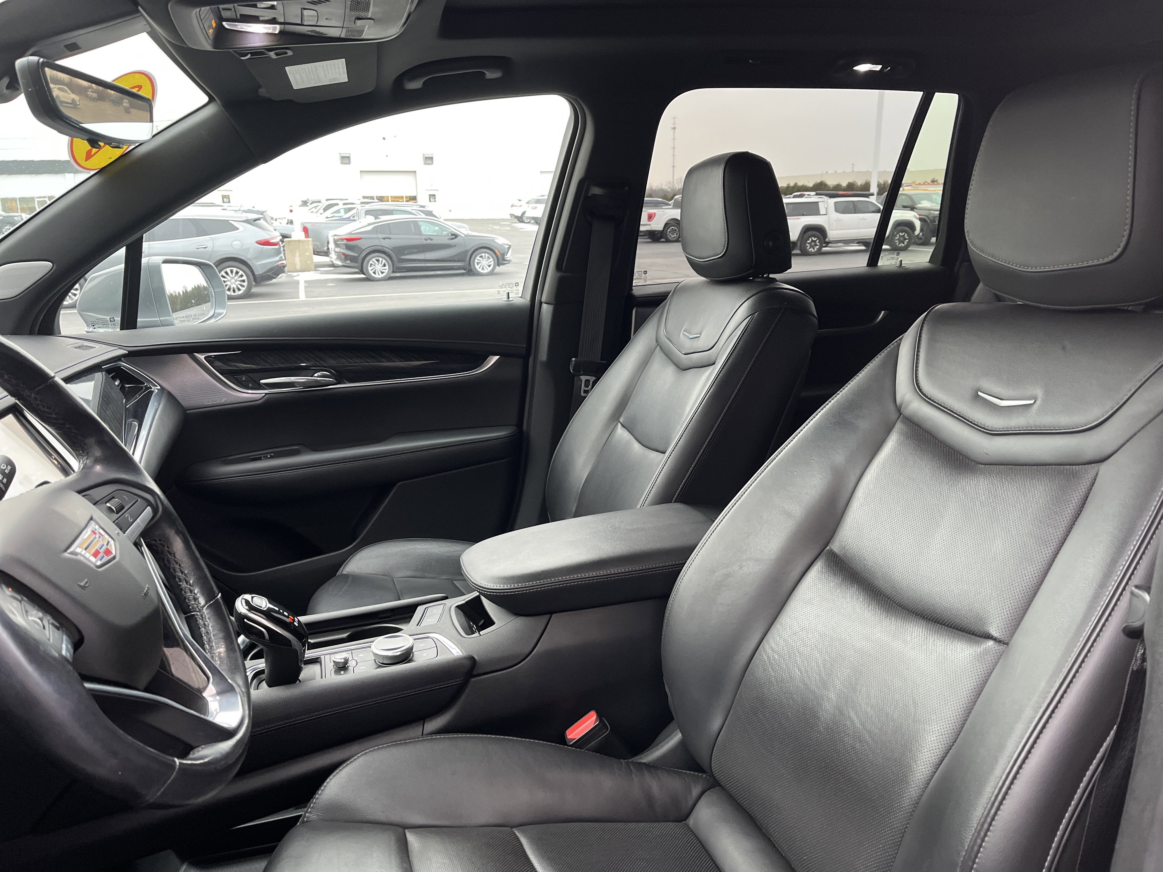 2020 Cadillac XT6 Premium Luxury