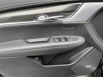 2023 Cadillac XT6 Sport