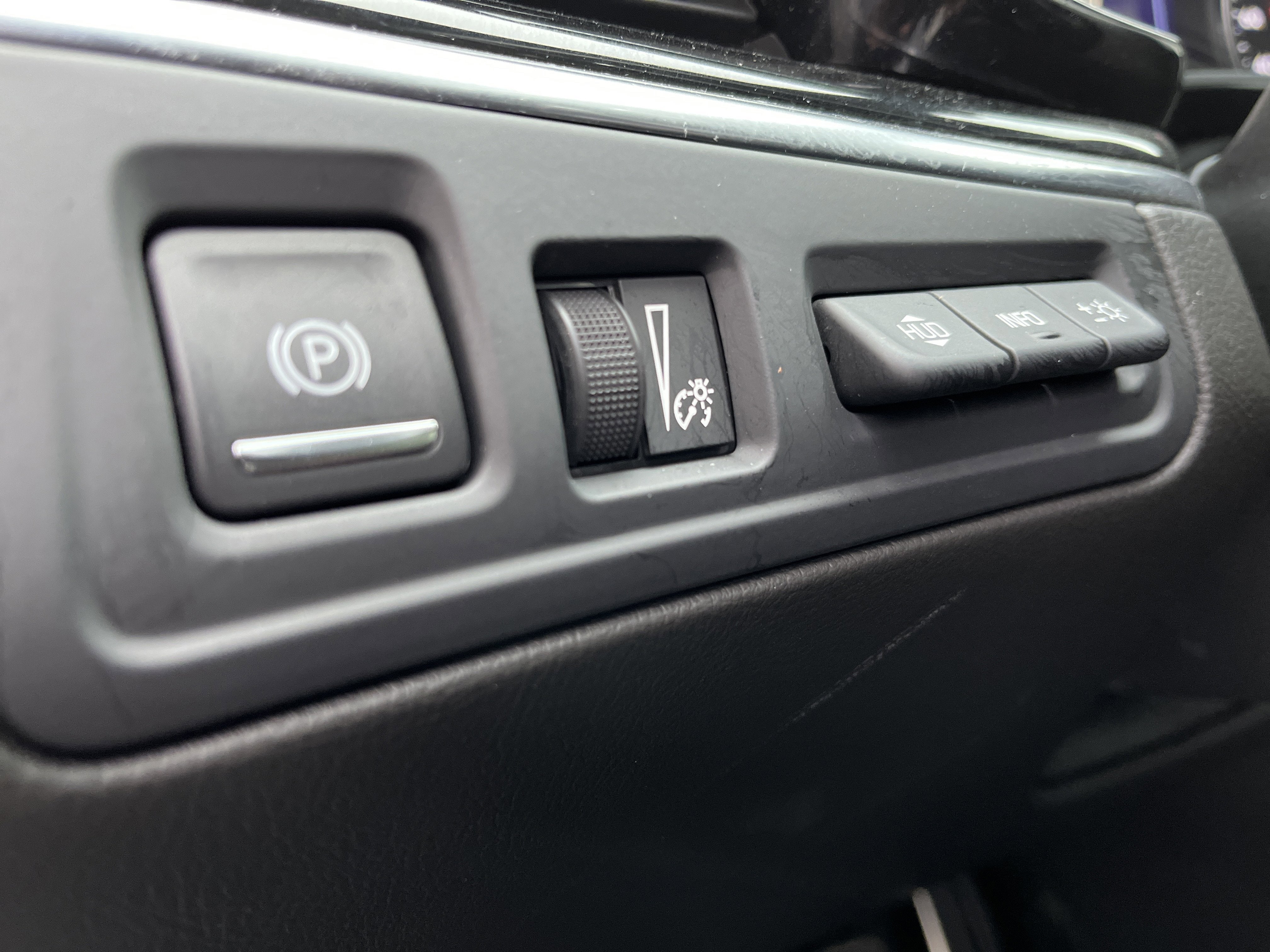 2023 Cadillac XT6 Sport