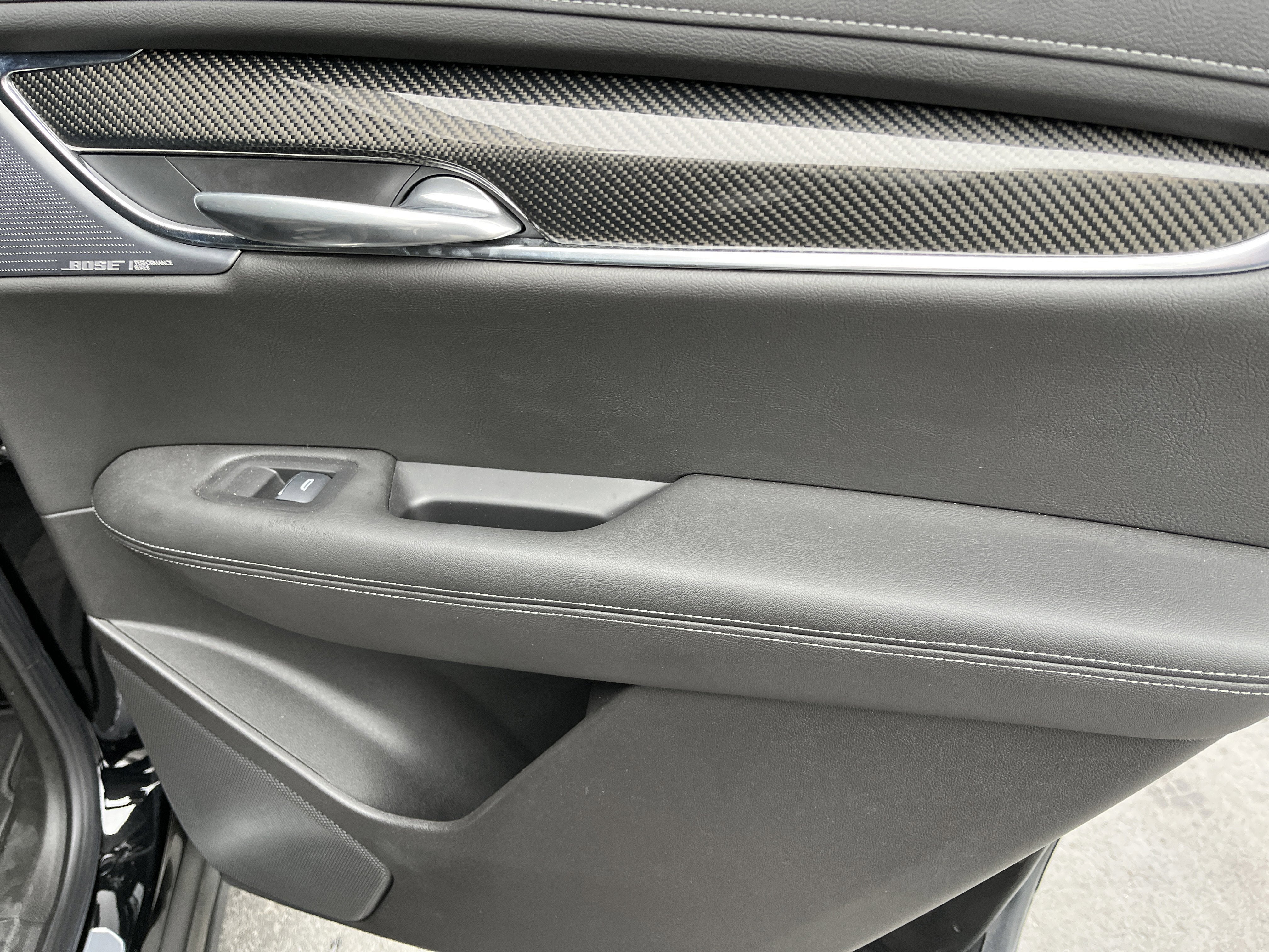 2023 Cadillac XT6 Sport