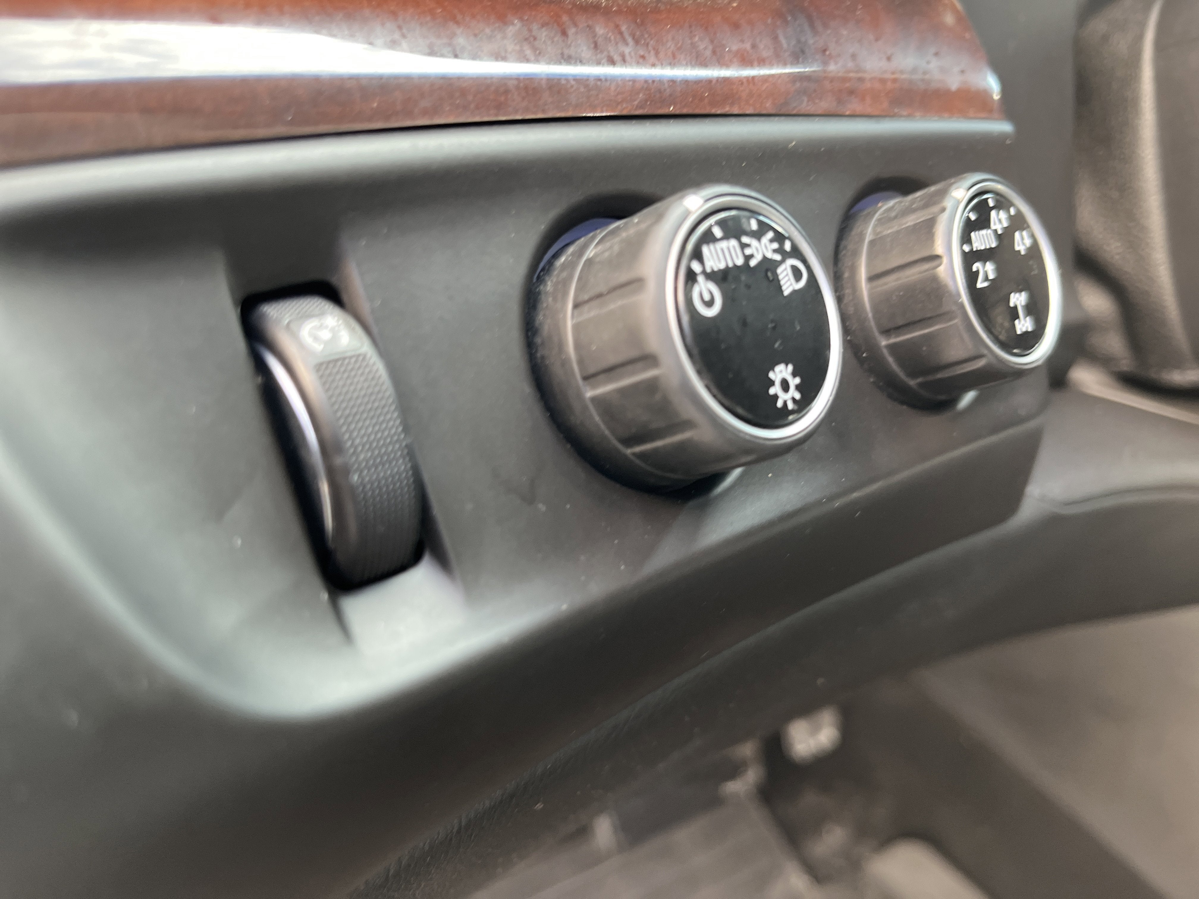 2015 Cadillac Escalade ESV Luxury