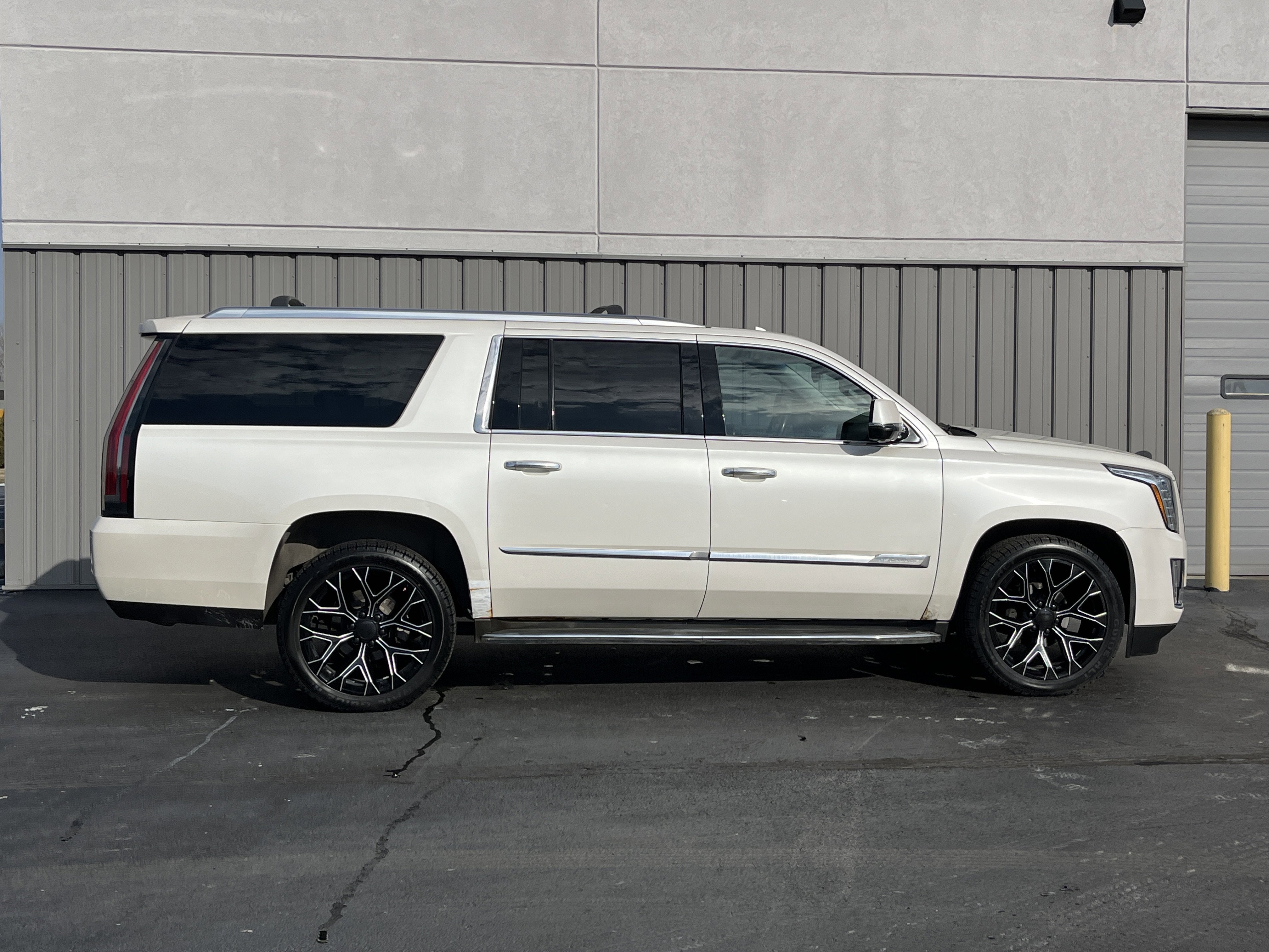 2015 Cadillac Escalade ESV Luxury