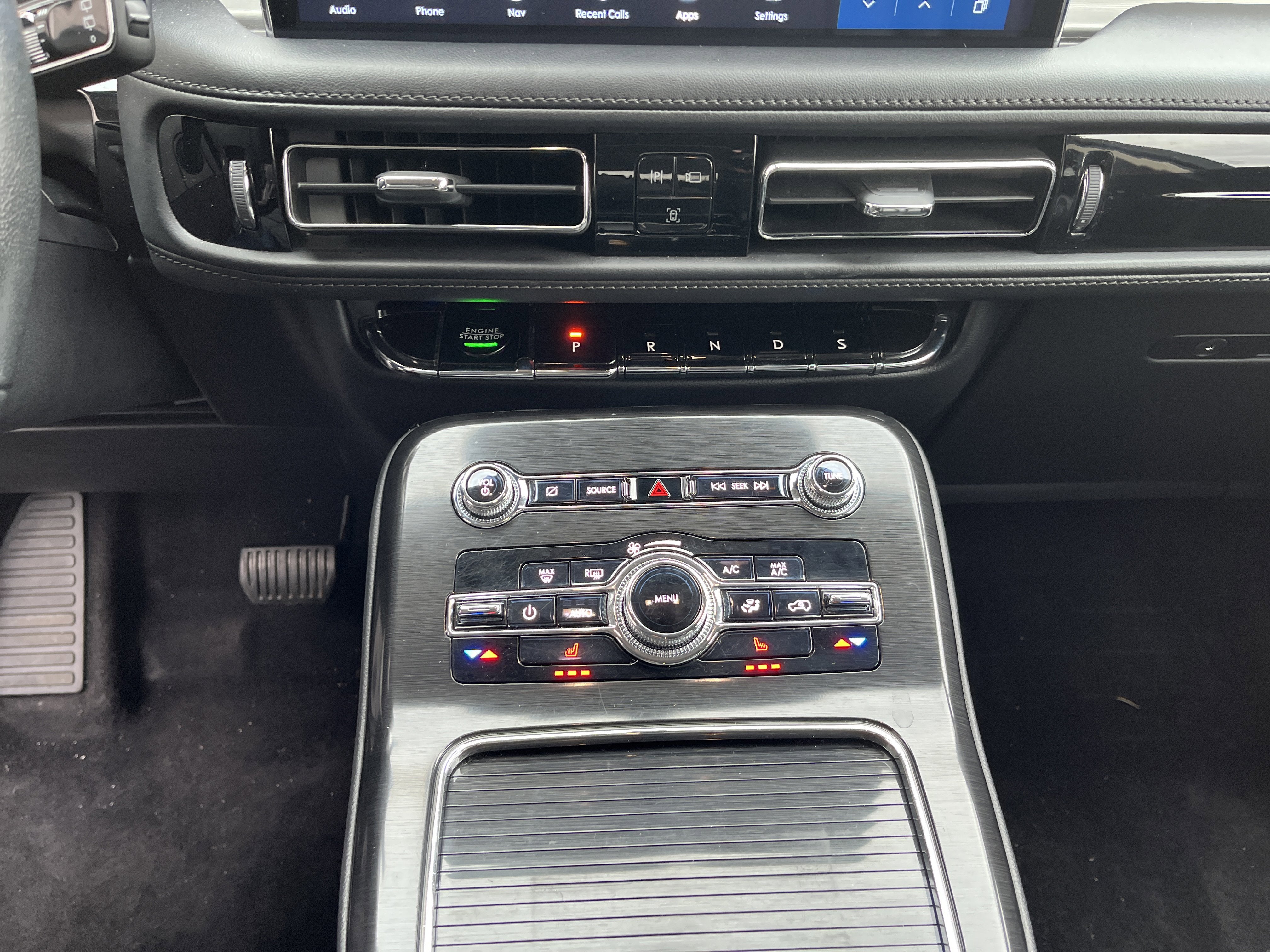 2022 Lincoln Nautilus Standard