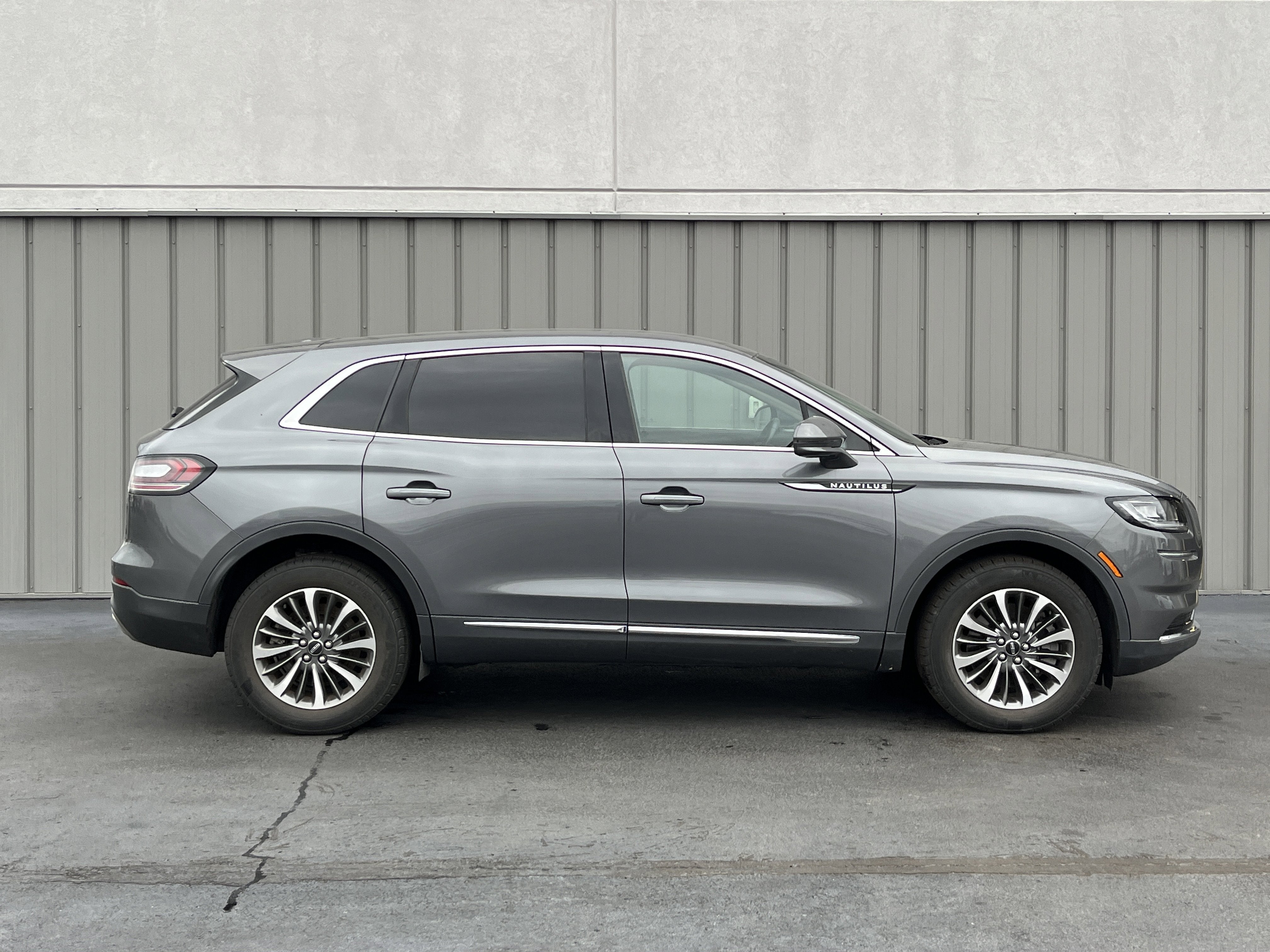 2022 Lincoln Nautilus Standard