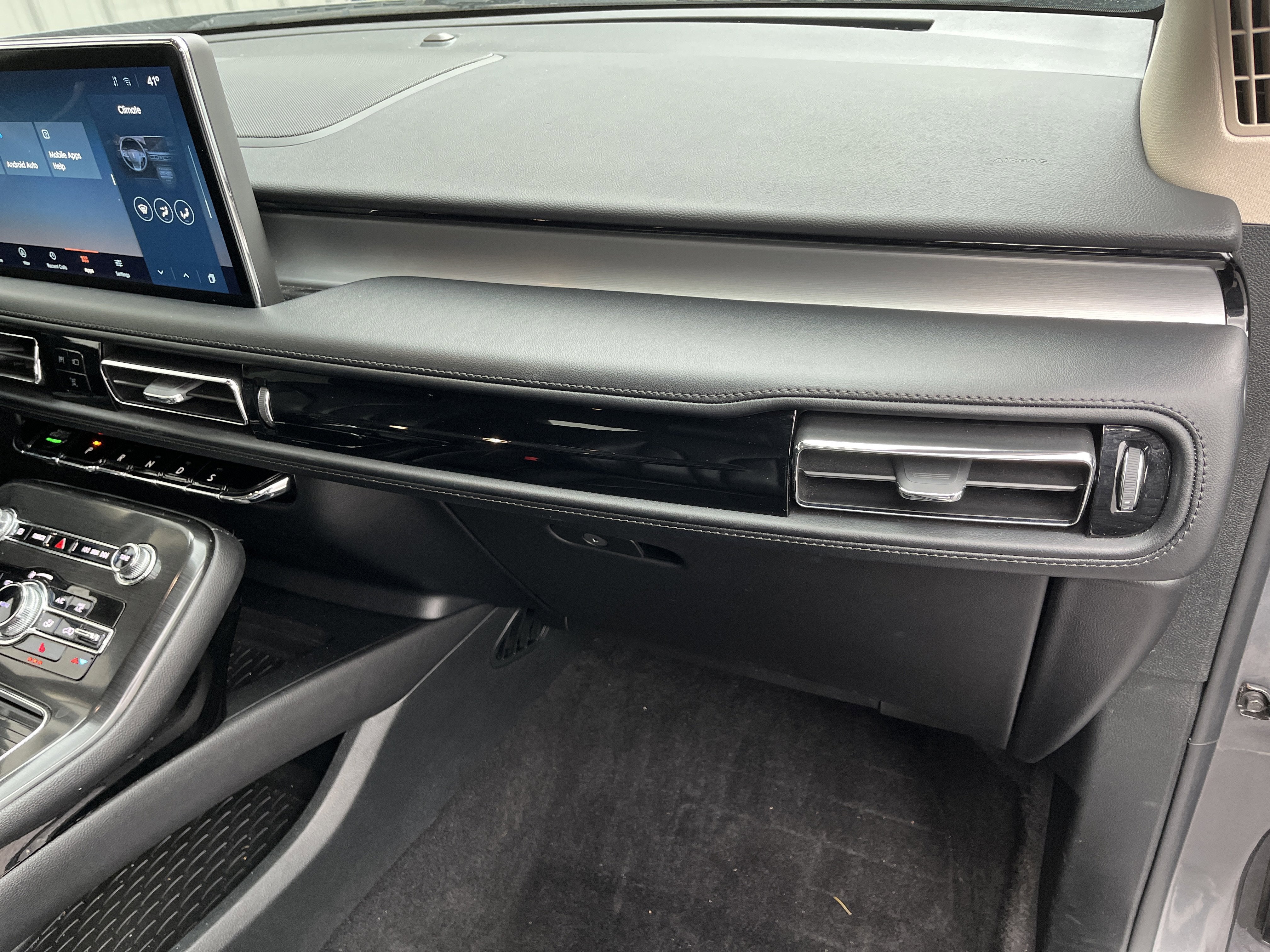 2022 Lincoln Nautilus Standard