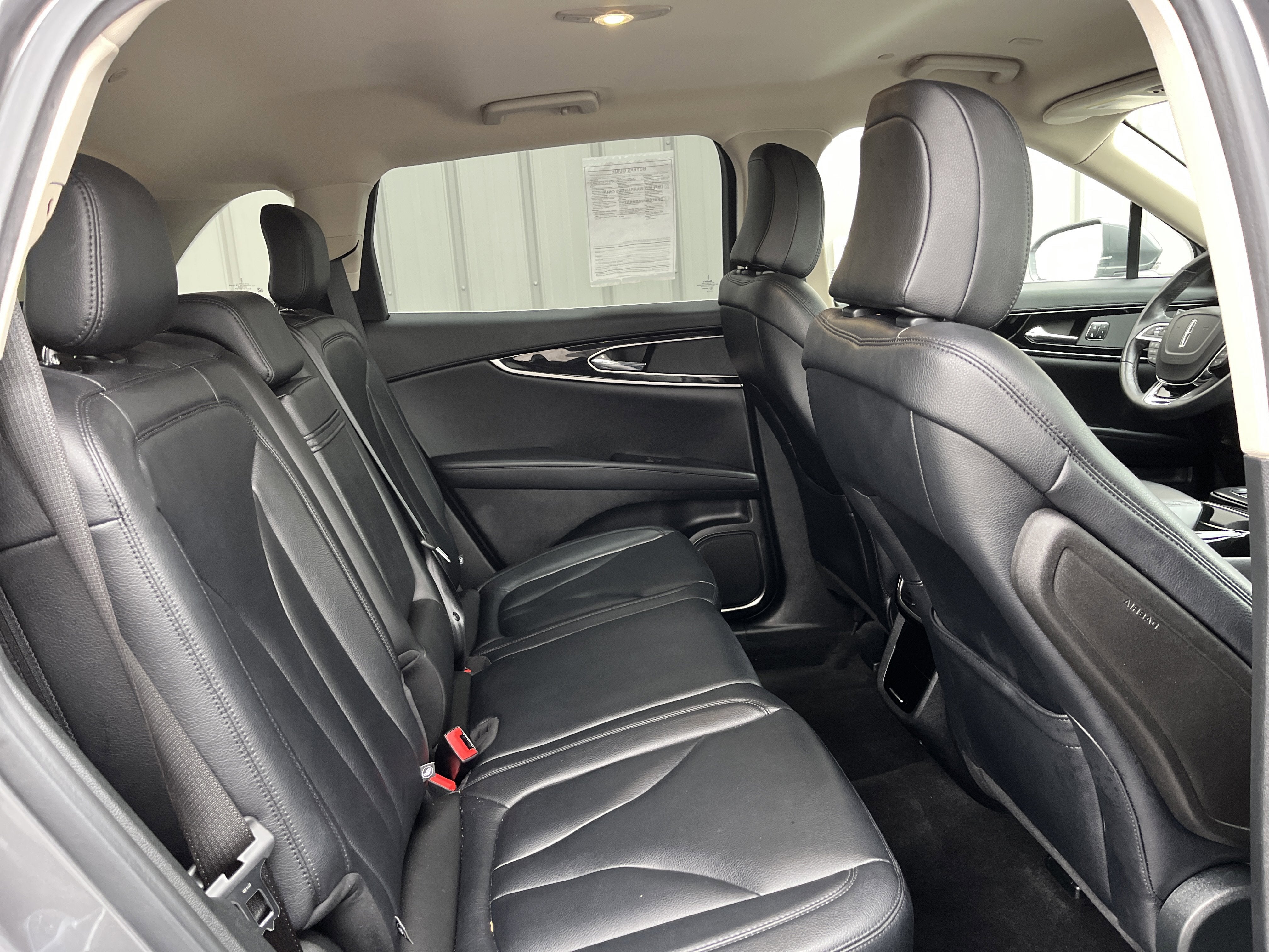 2022 Lincoln Nautilus Standard