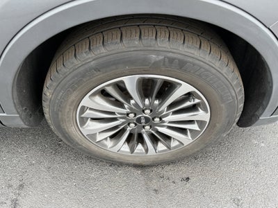 2022 Lincoln Nautilus Standard