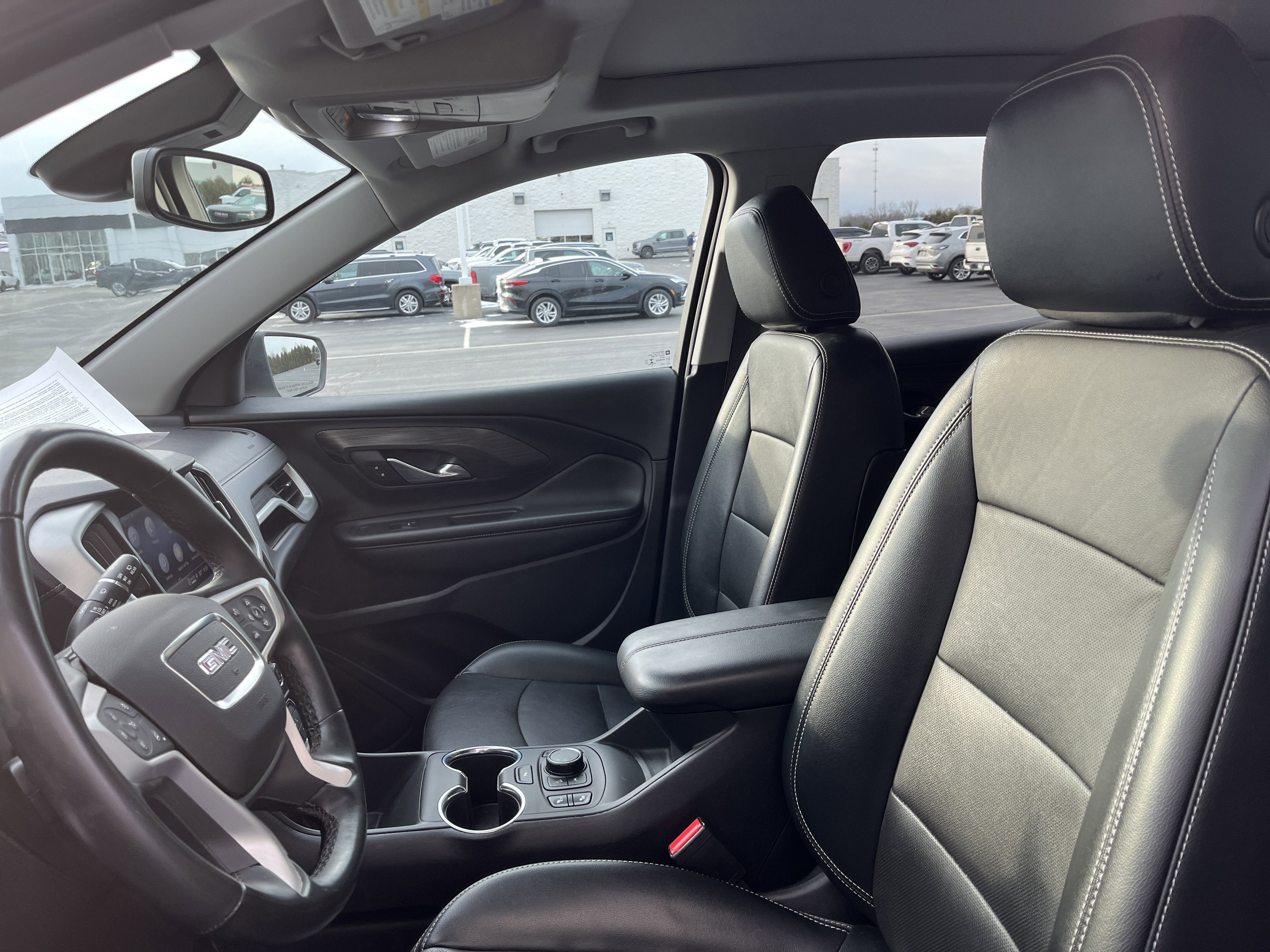 2023 GMC Terrain SLT