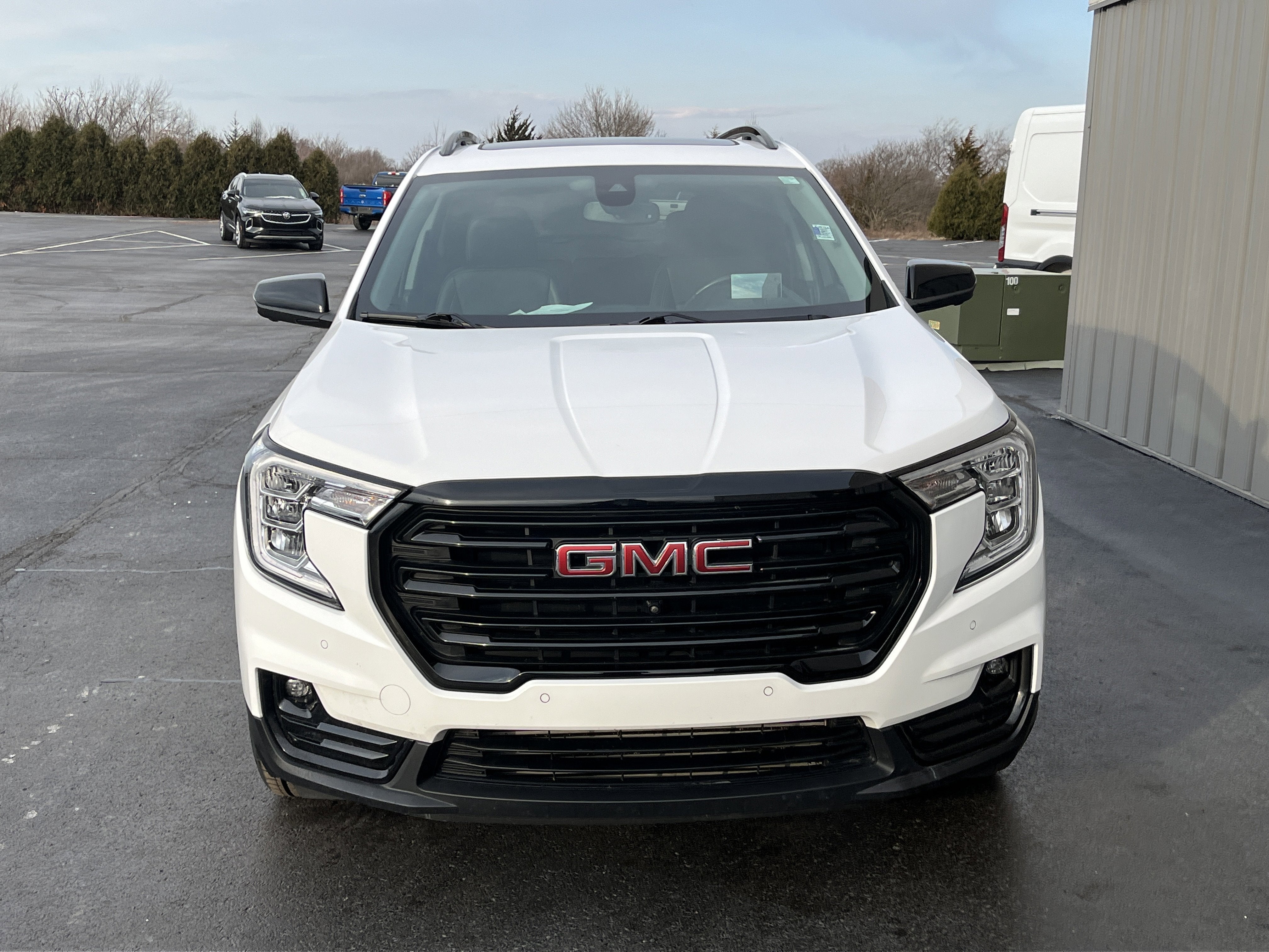 2023 GMC Terrain SLT
