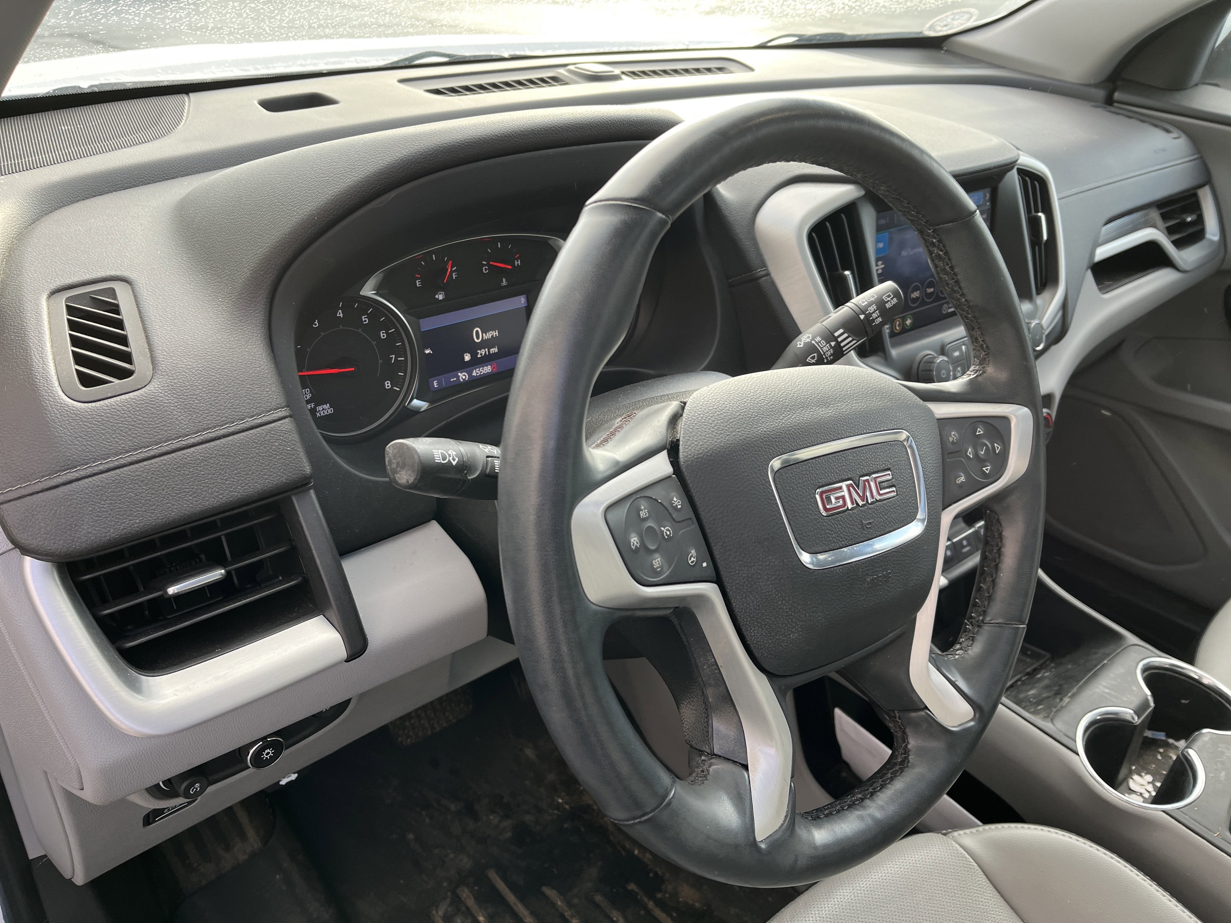 2023 GMC Terrain SLT