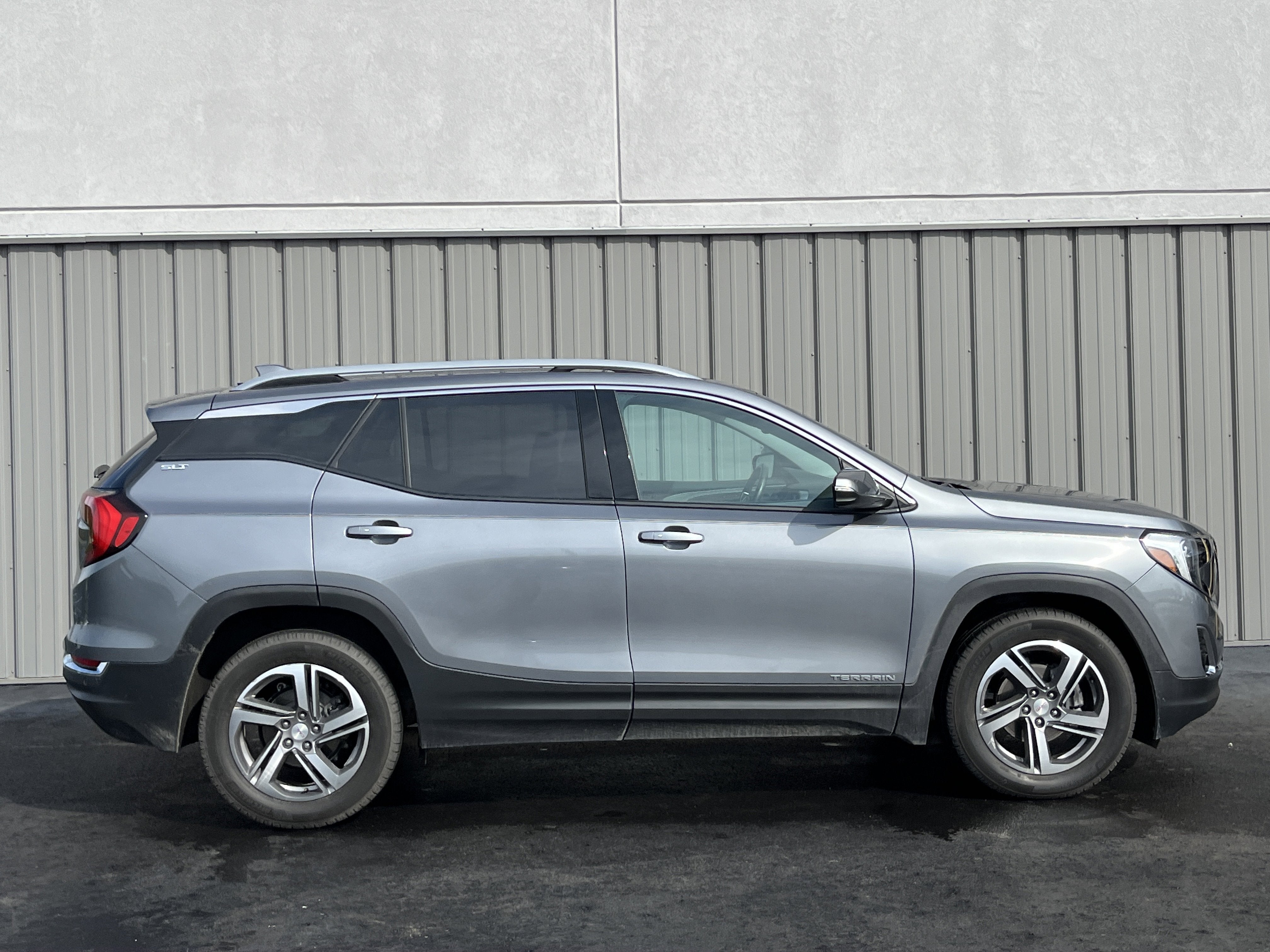 2021 GMC Terrain SLT