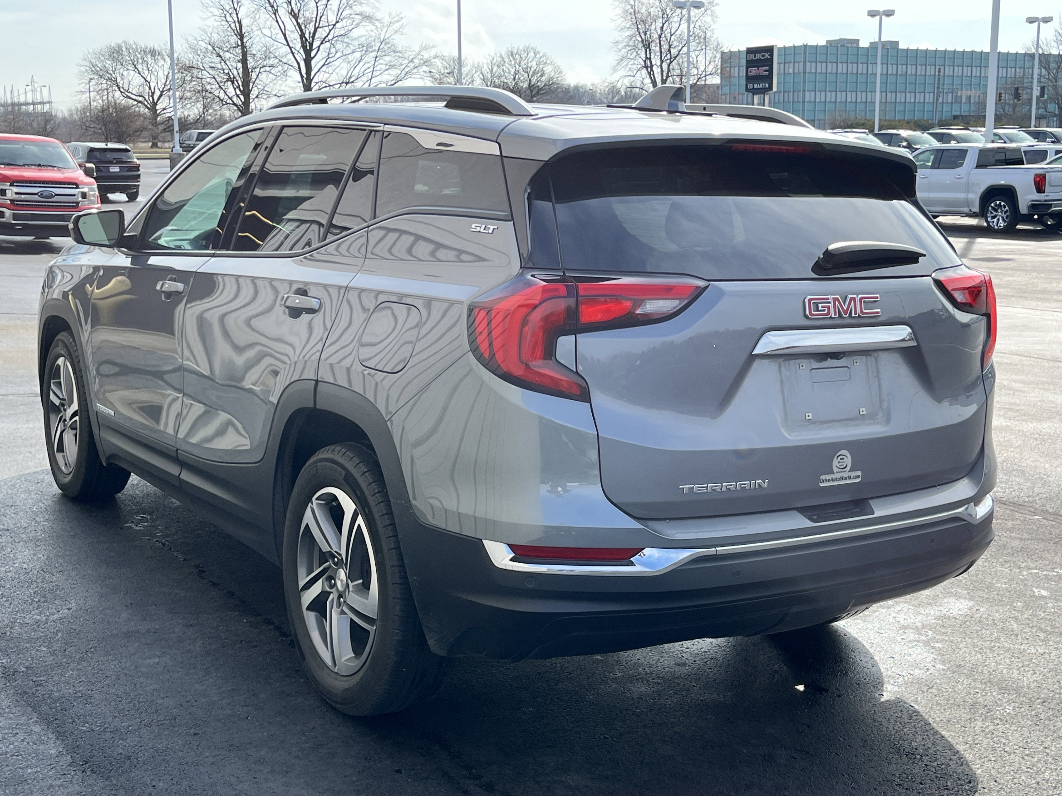 2021 GMC Terrain SLT