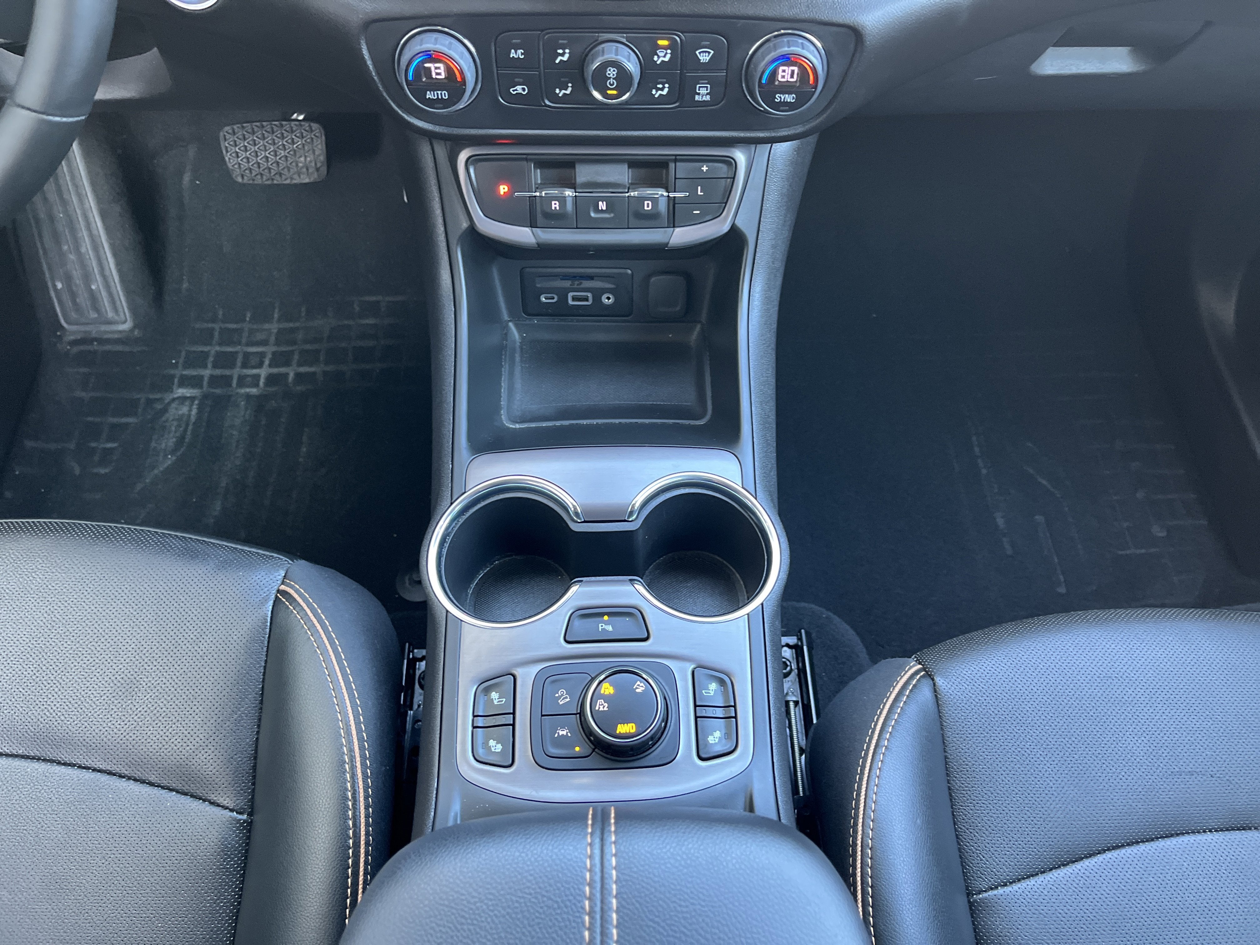 2023 GMC Terrain AT4