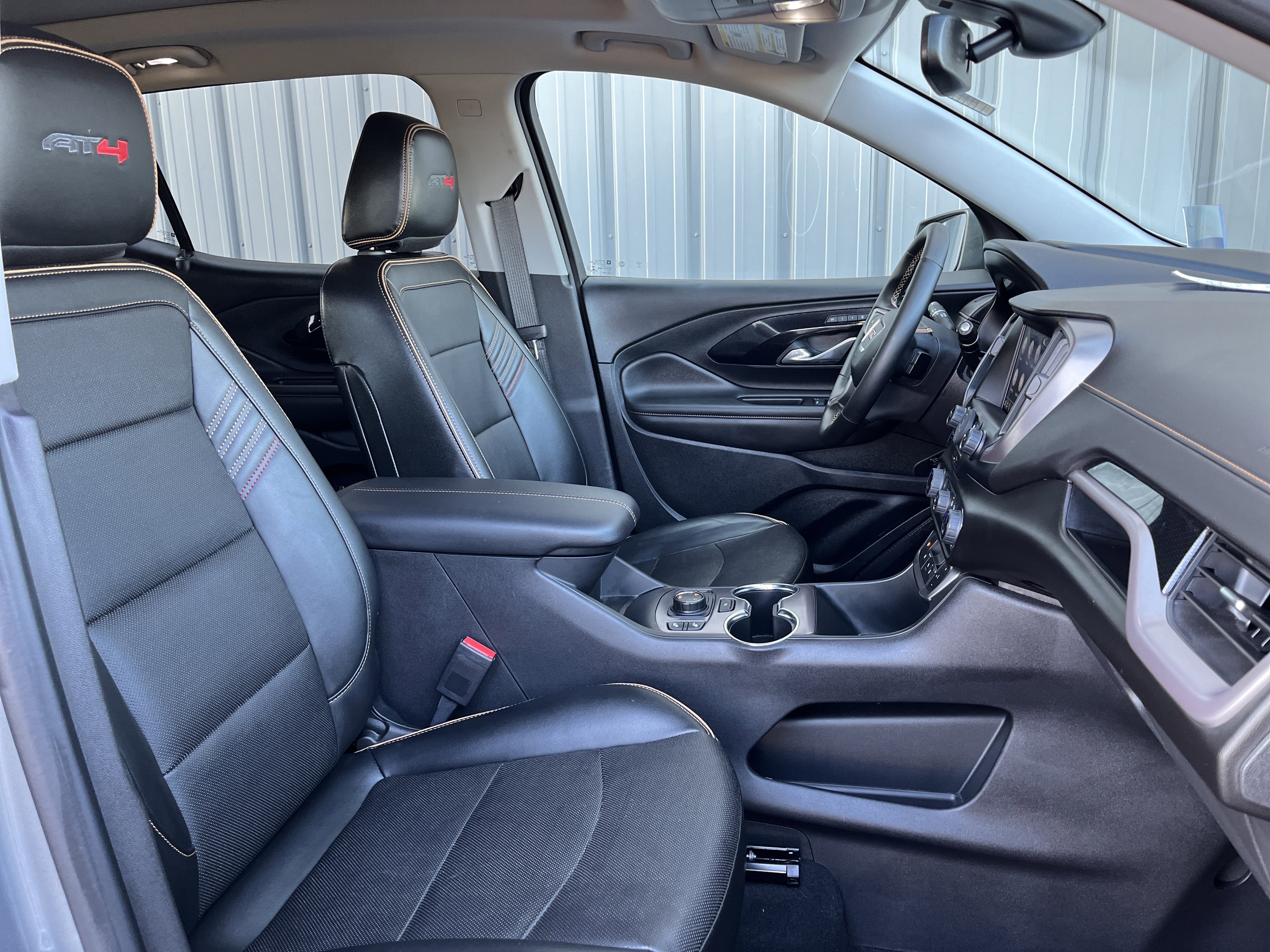 2023 GMC Terrain AT4