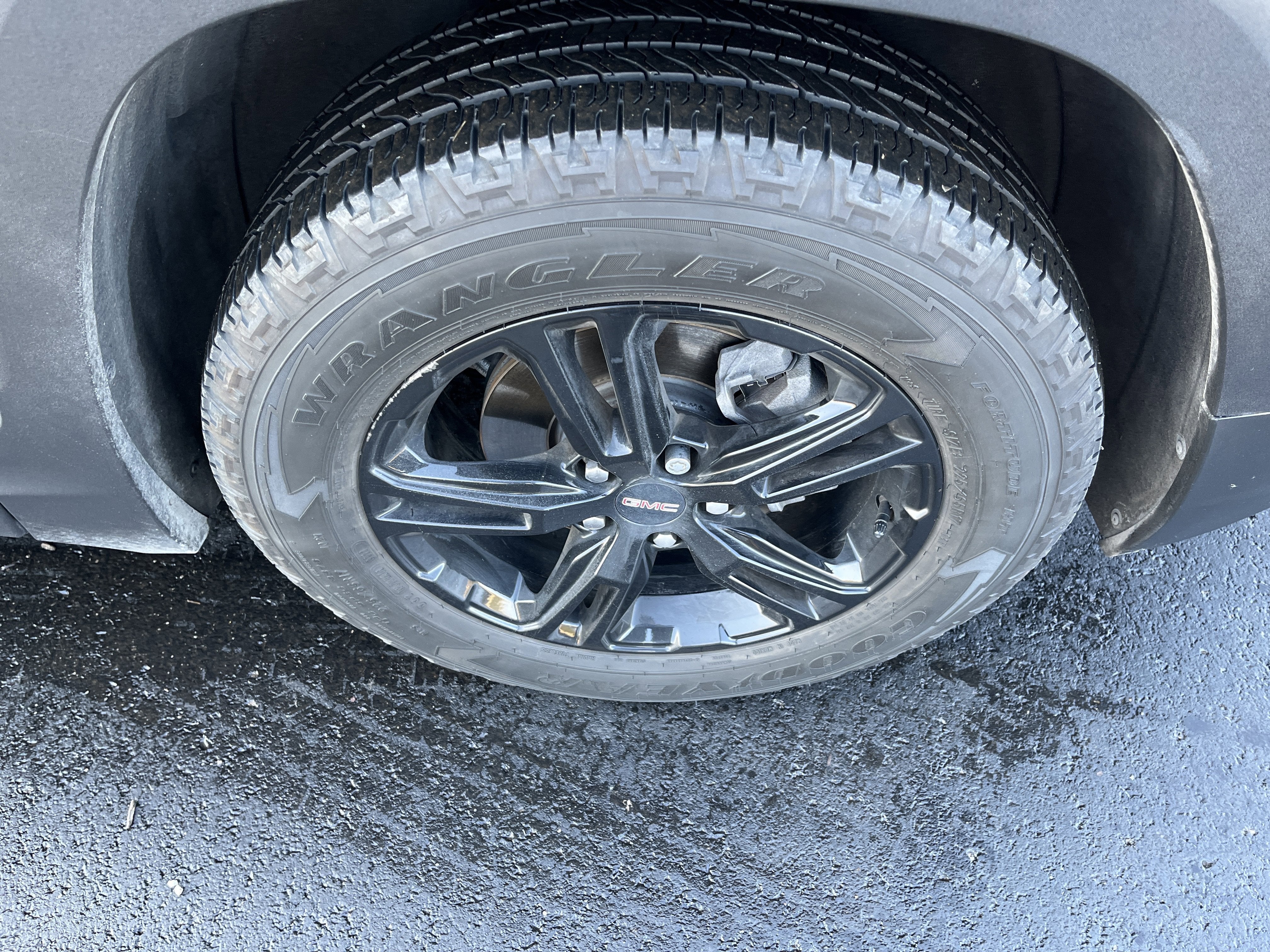 2023 GMC Terrain AT4