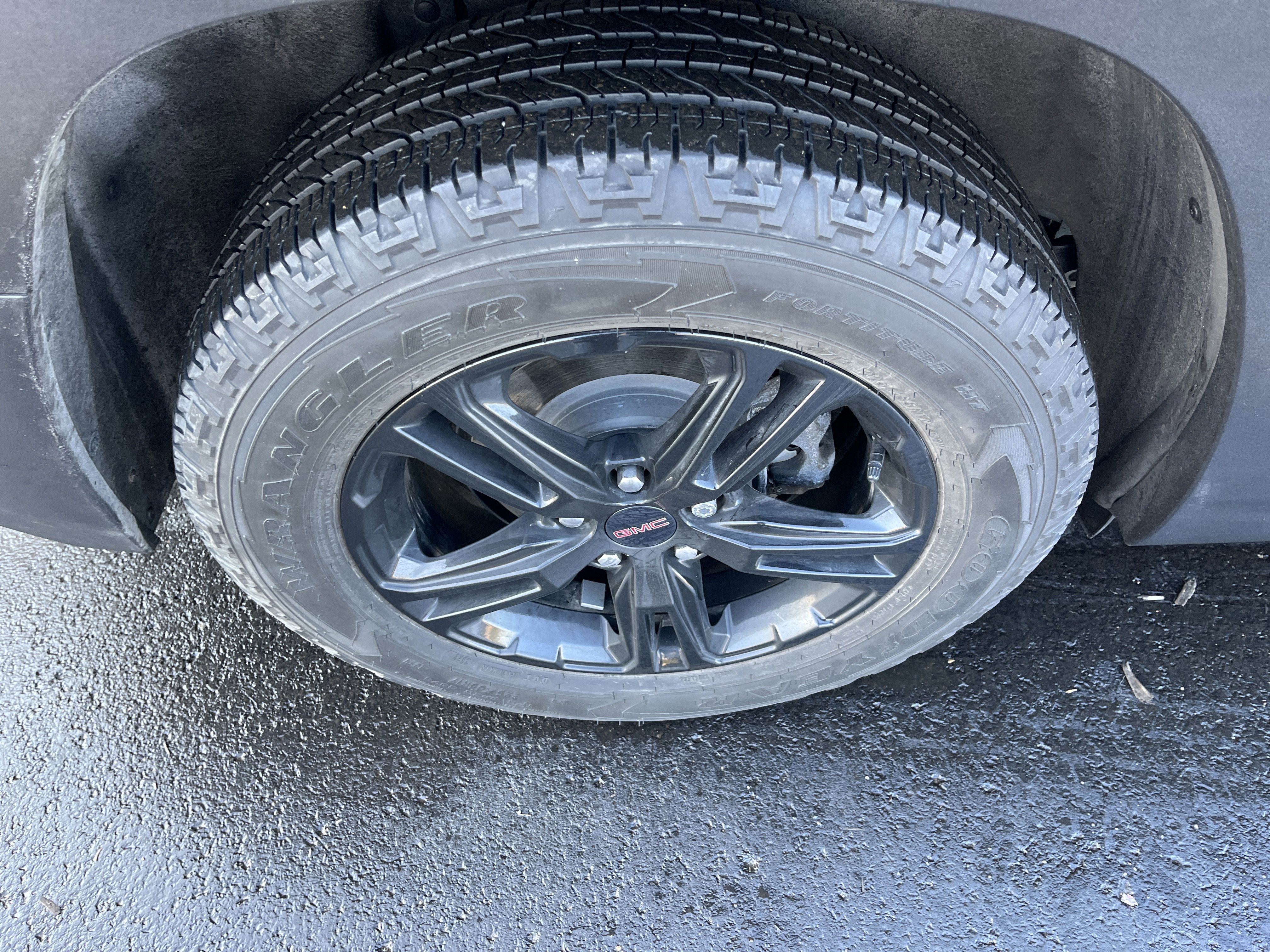 2023 GMC Terrain AT4