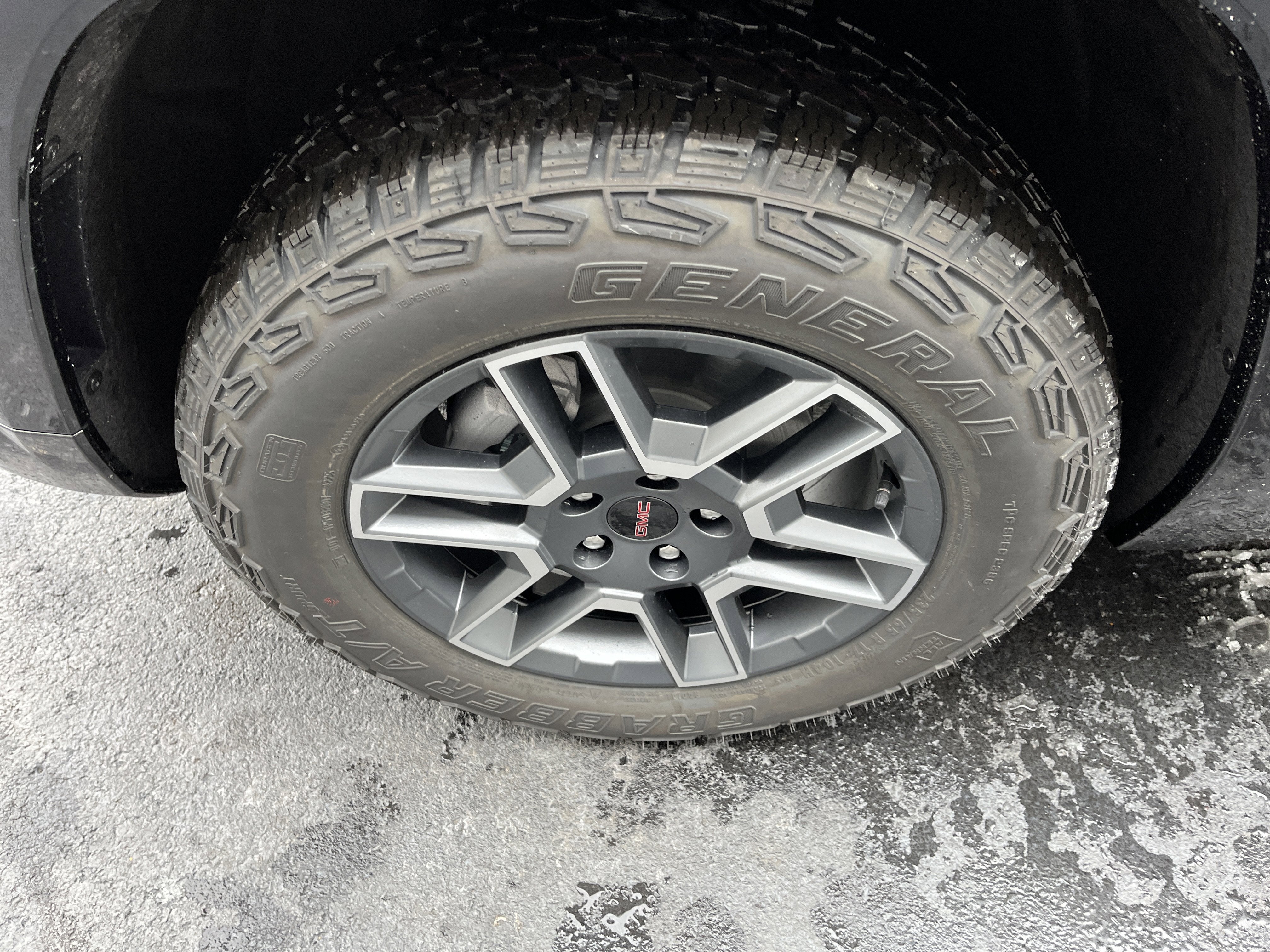 2026 GMC Terrain AT4