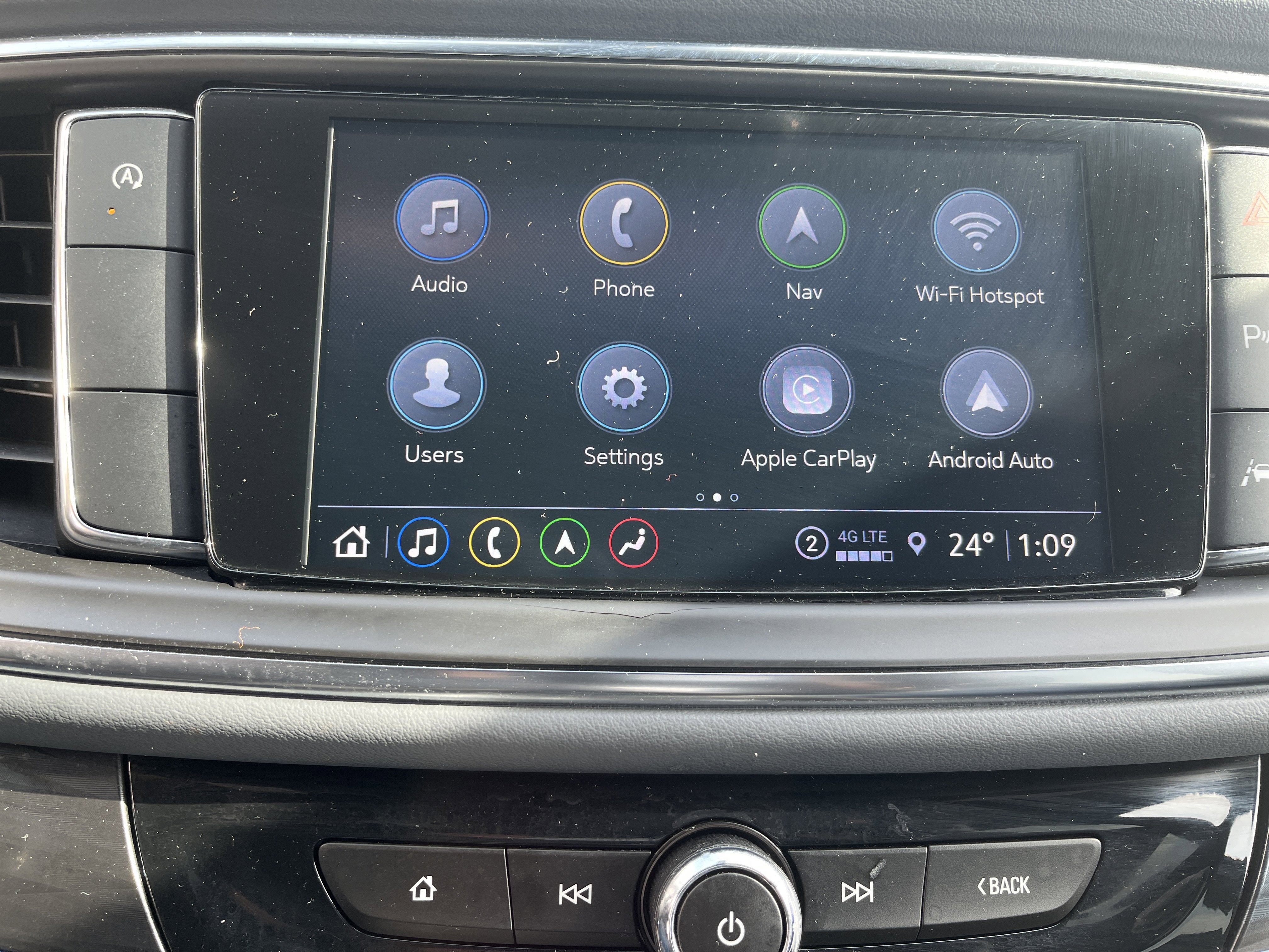 2023 Buick Enclave Essence