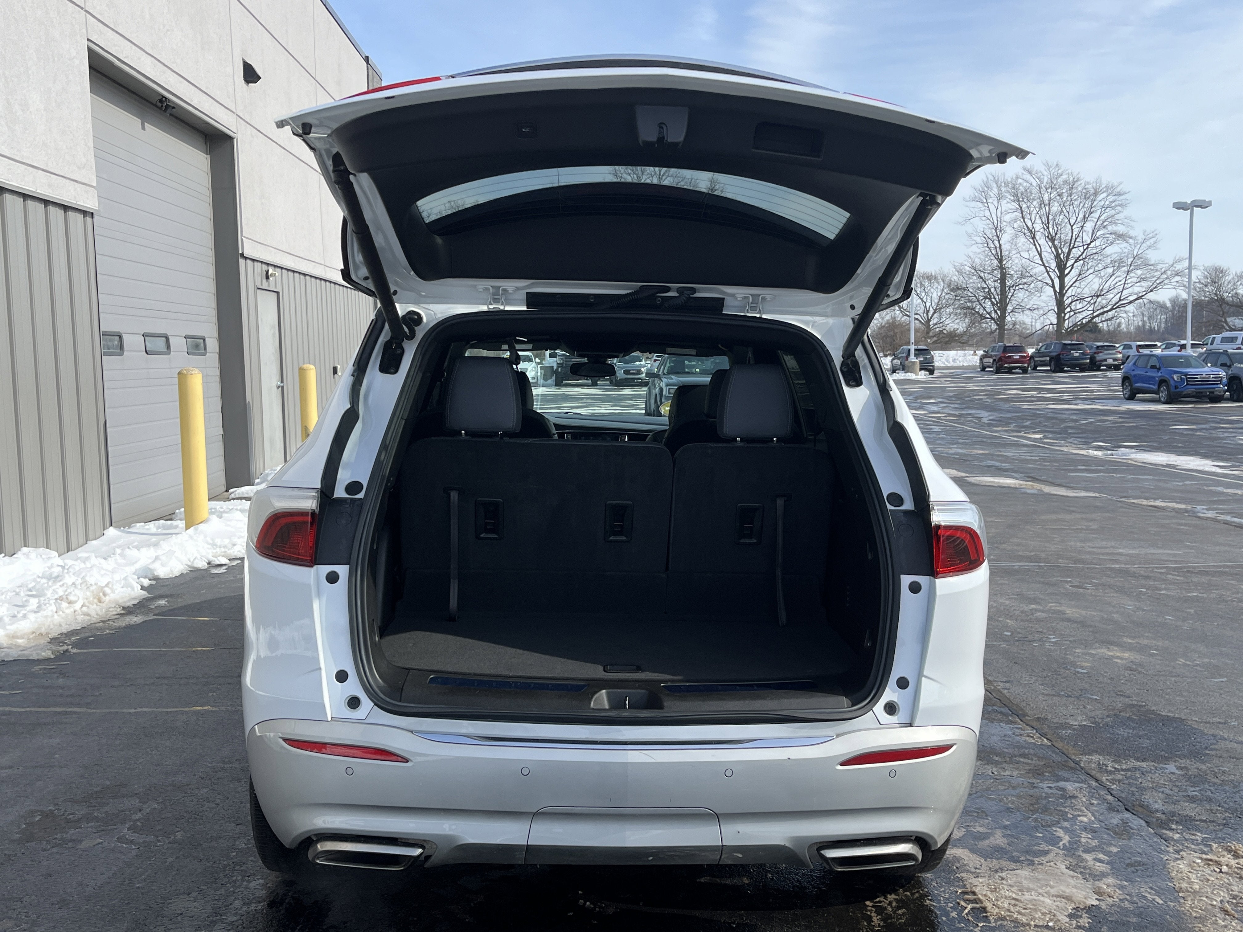 2023 Buick Enclave Essence