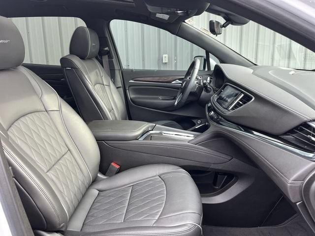 2024 Buick Enclave Avenir