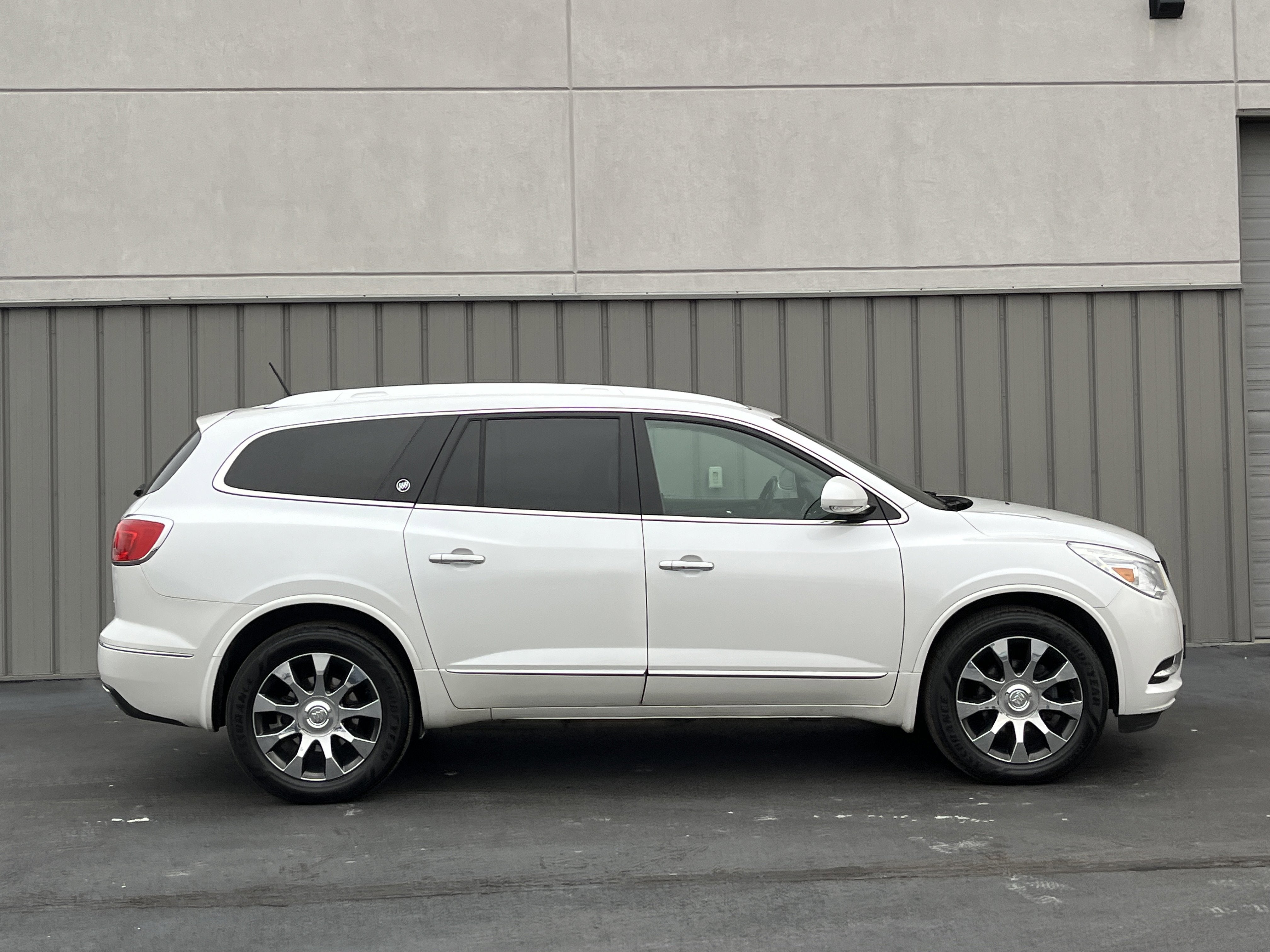 2017 Buick Enclave Leather