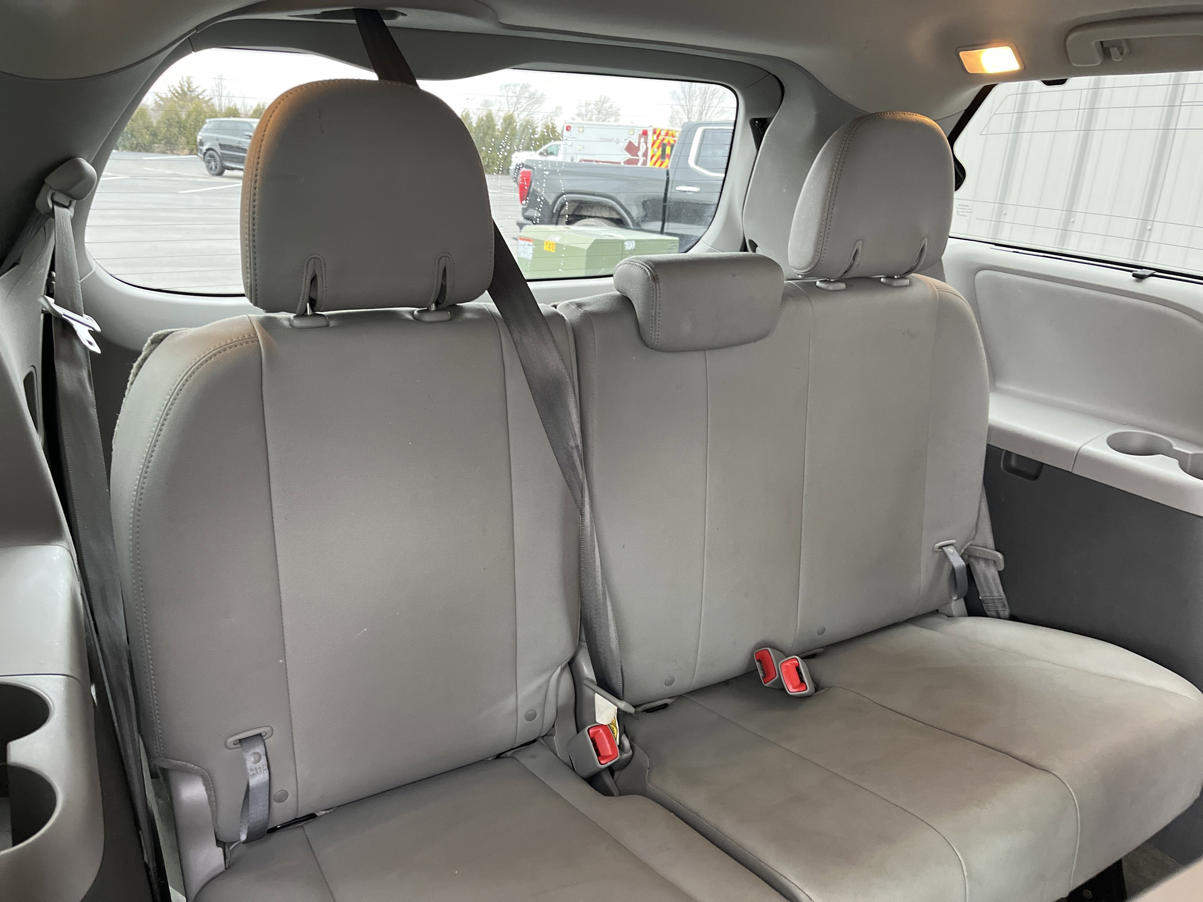 2017 Toyota Sienna XLE Auto Access Seat
