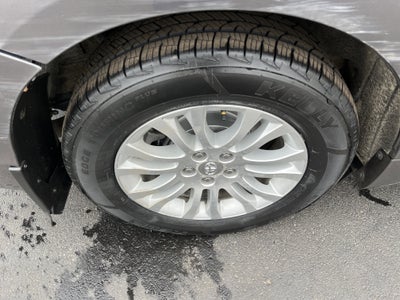 2017 Toyota Sienna XLE Auto Access Seat